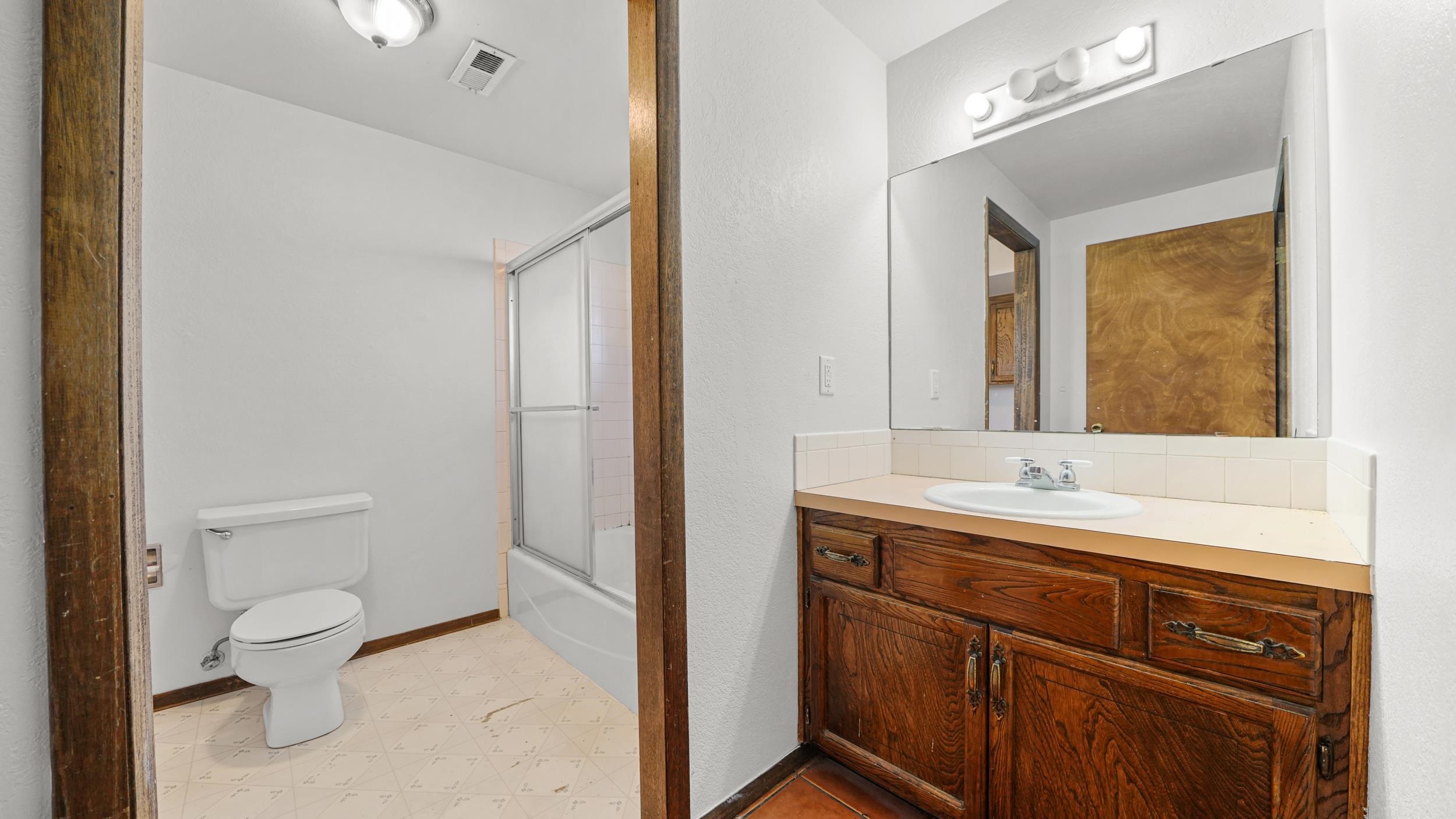 2231 N 17th Circle Property Photo 11