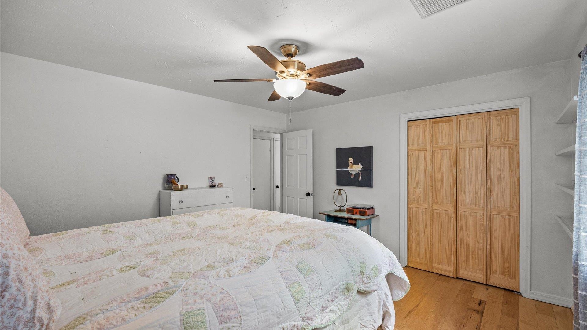 696 Cloverdale Drive Property Photo 19