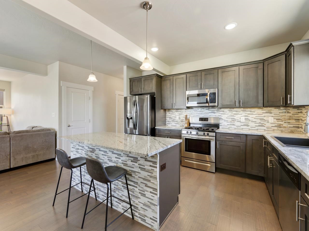 205 Secret Canyon Court Property Photo 4