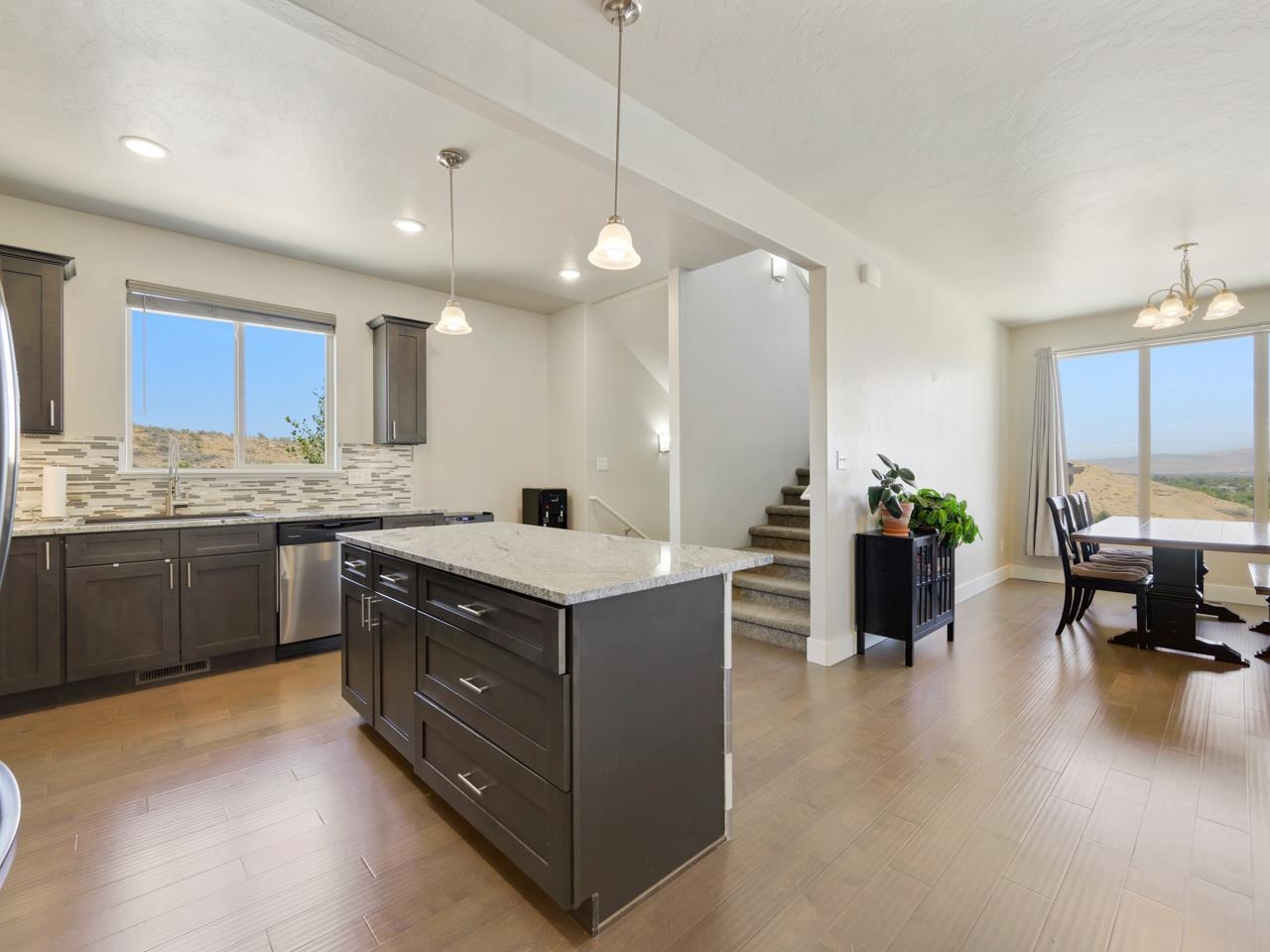 205 Secret Canyon Court Property Photo 7