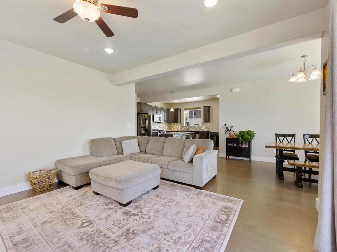 205 Secret Canyon Court Property Photo 13