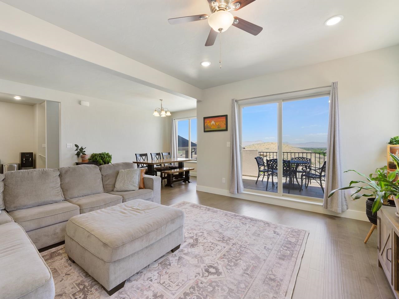 205 Secret Canyon Court Property Photo 14