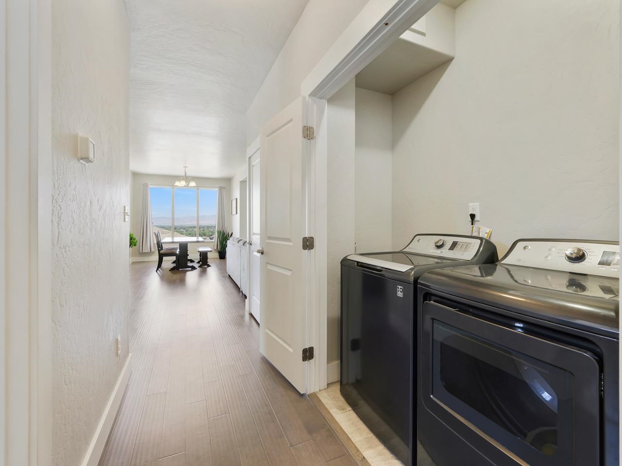 205 Secret Canyon Court Property Photo 16