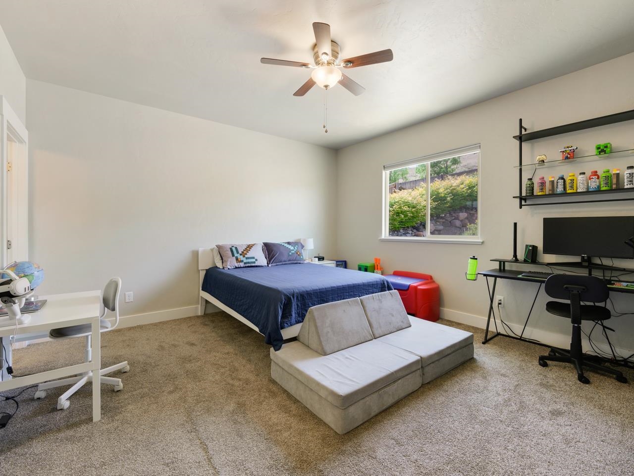 205 Secret Canyon Court Property Photo 20