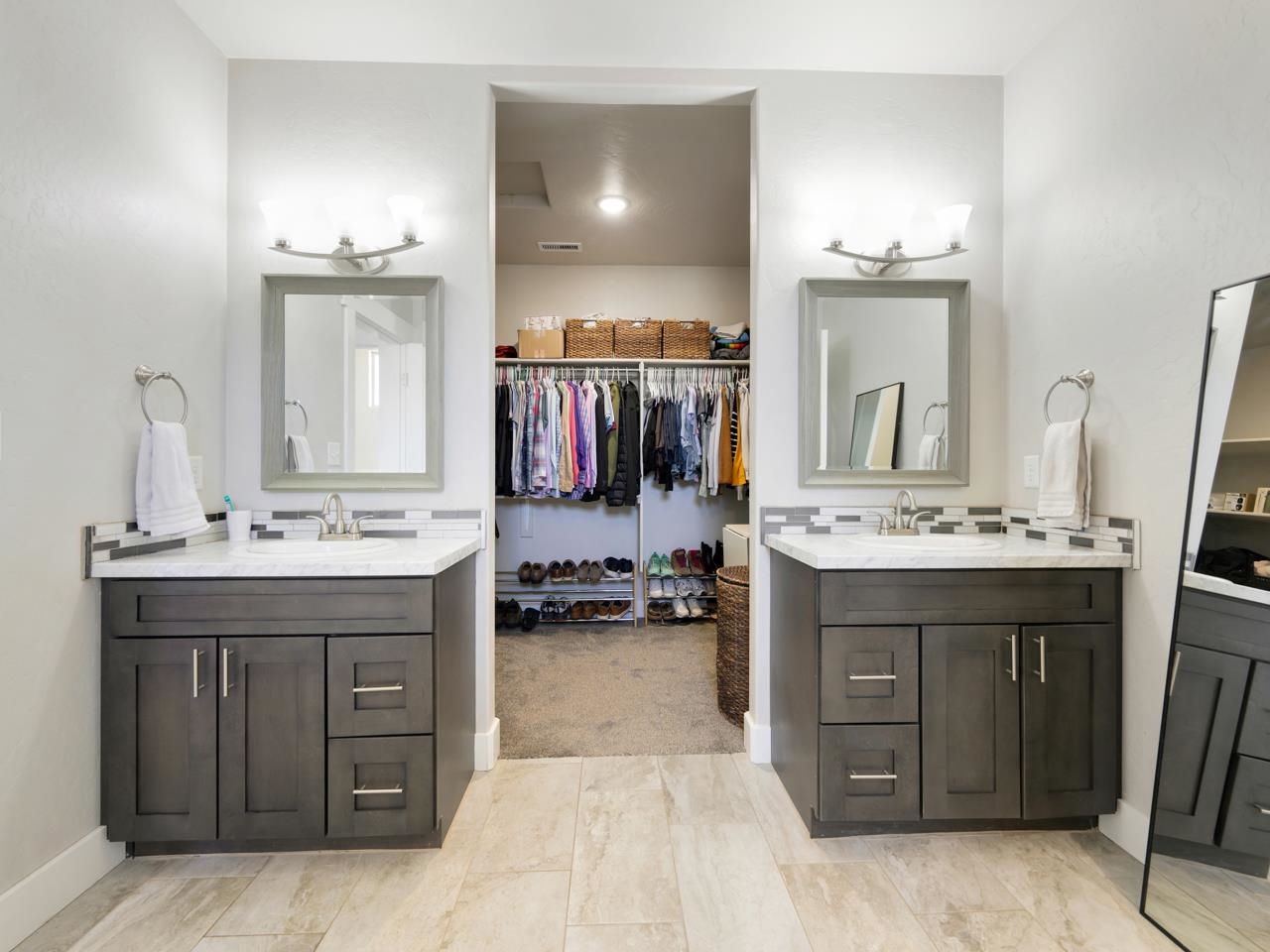 205 Secret Canyon Court Property Photo 28