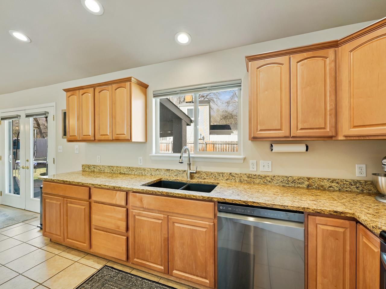 539 Lucas Court Property Photo 10