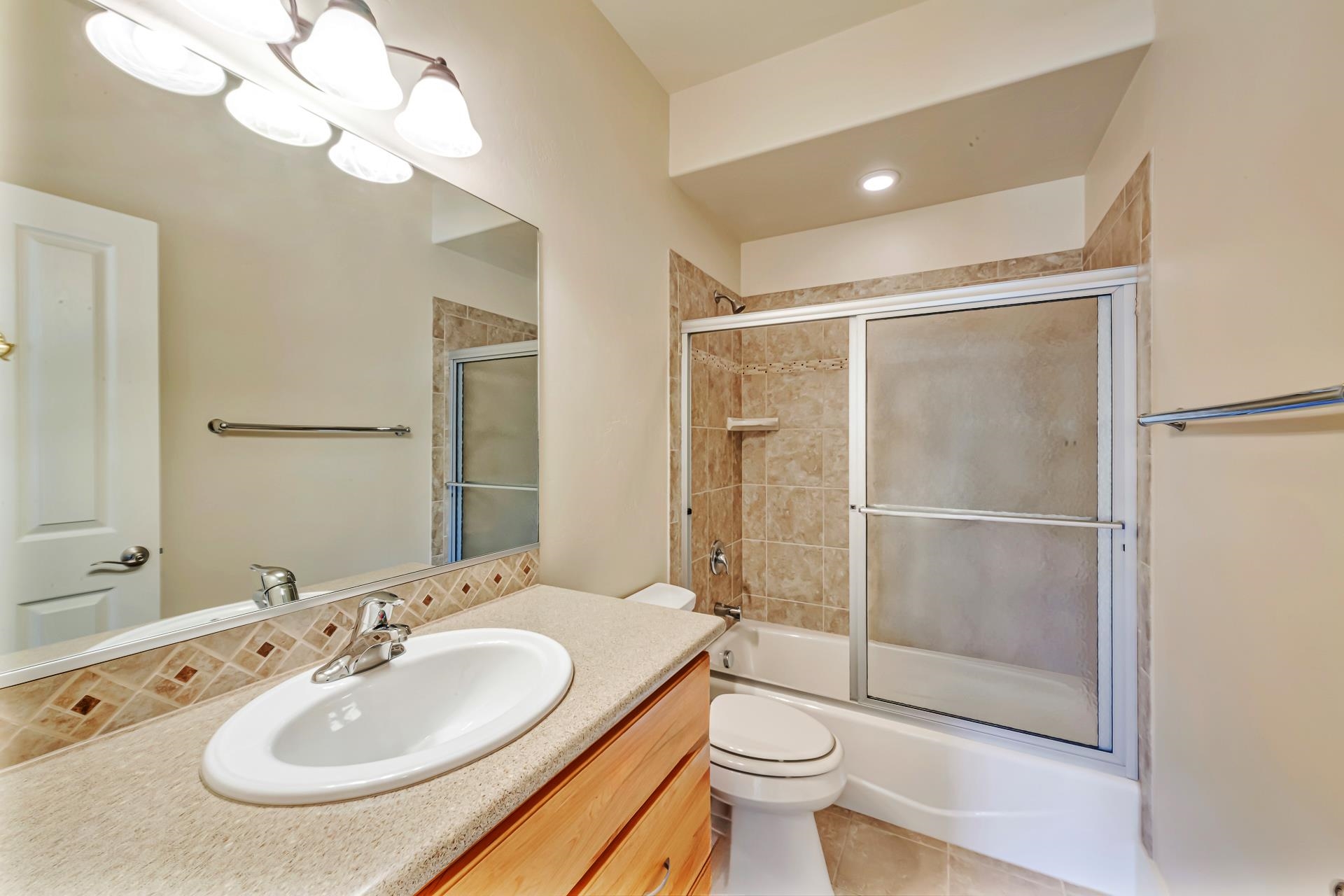 1215 Sunrose Lane Property Photo 14