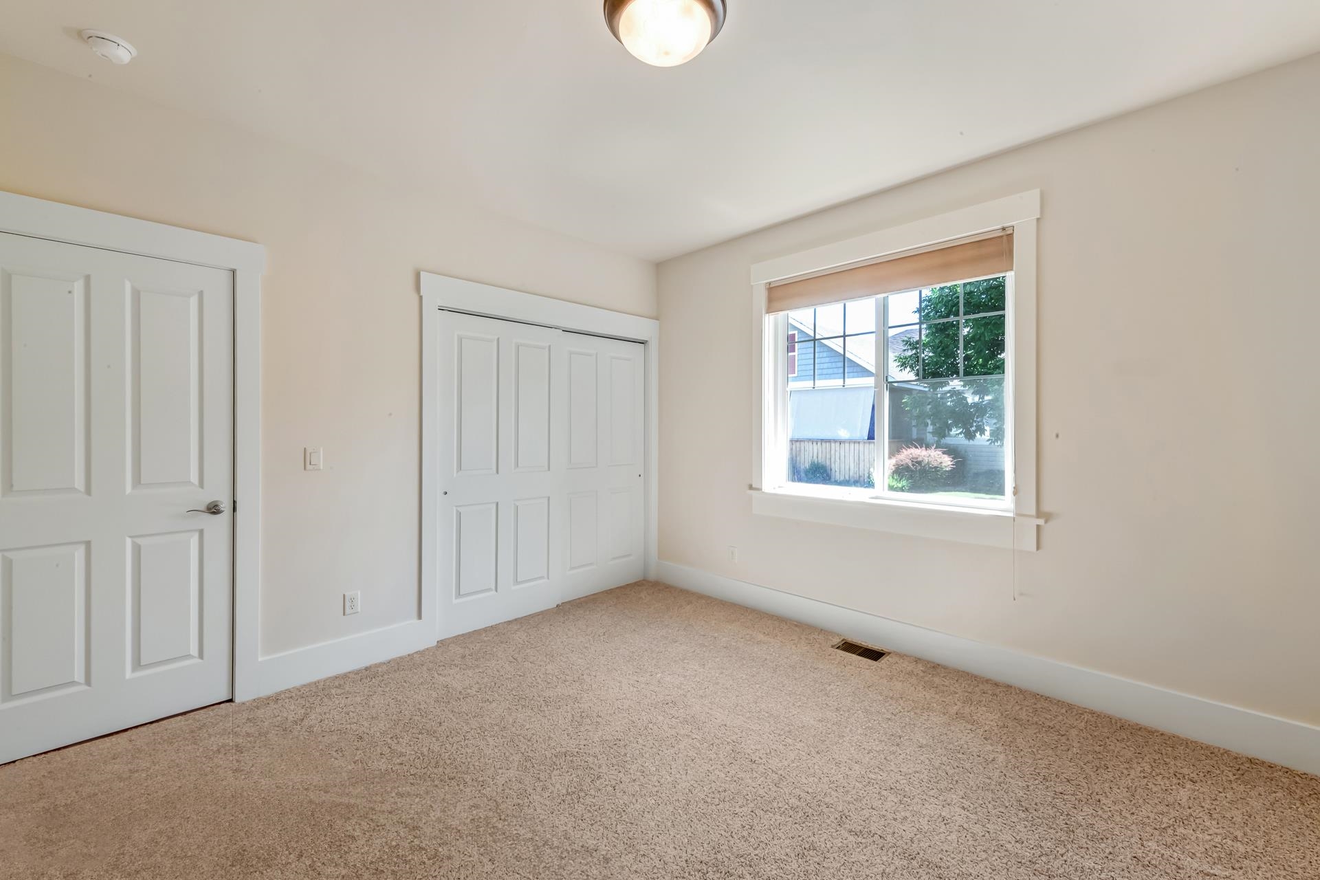1215 Sunrose Lane Property Photo 17