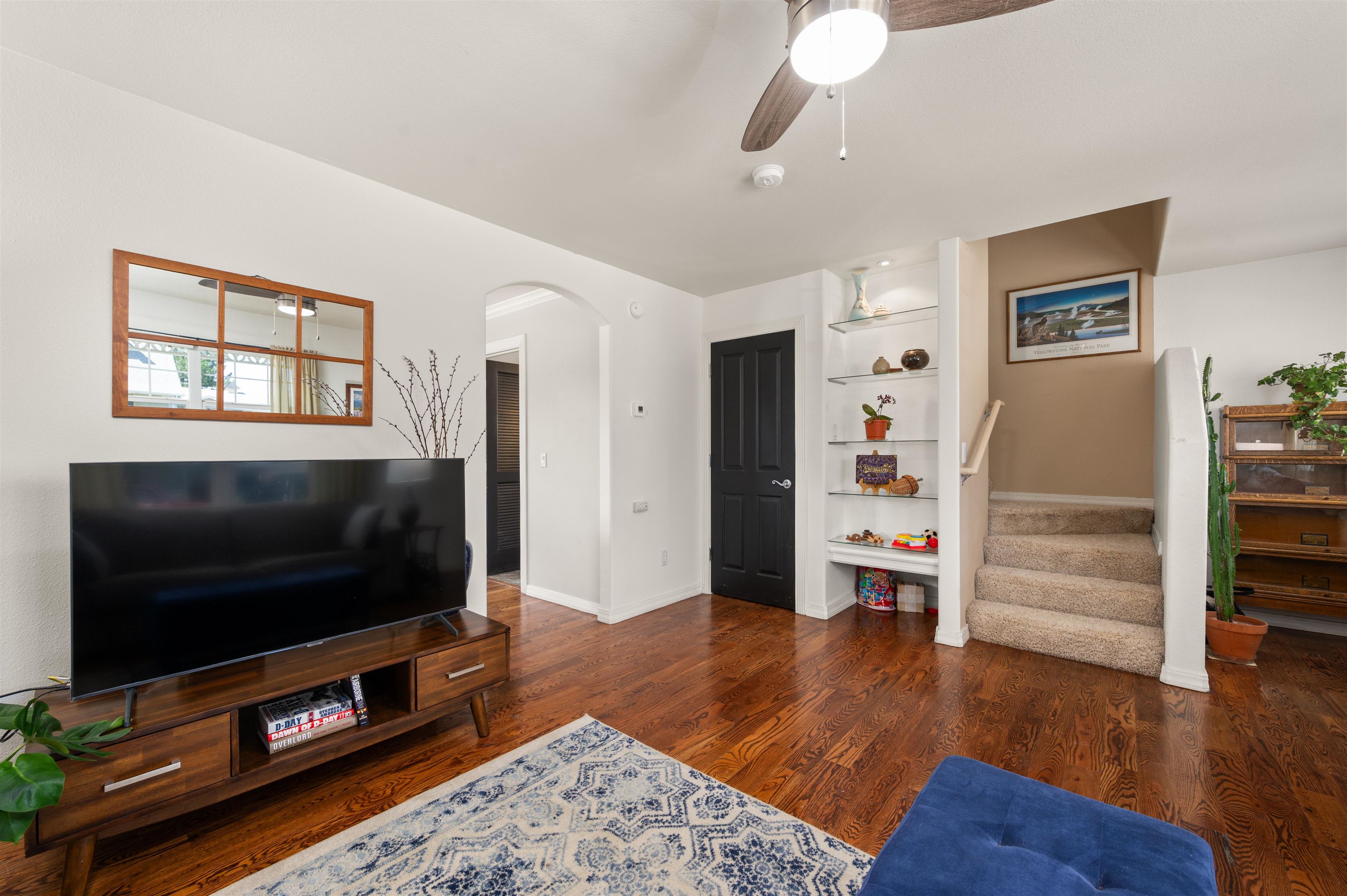 1162 Inverness Way Property Photo 8