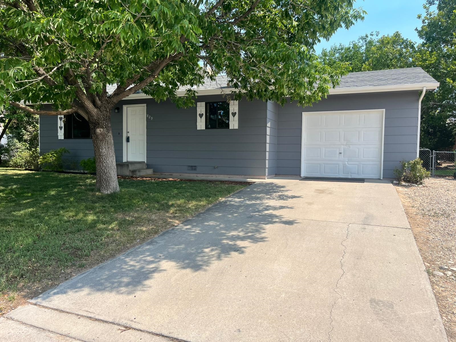 829 Logan Street Property Photo 1