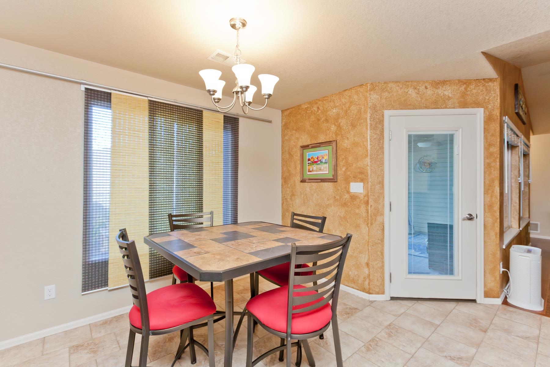 113 S Fremont Street Property Photo 25