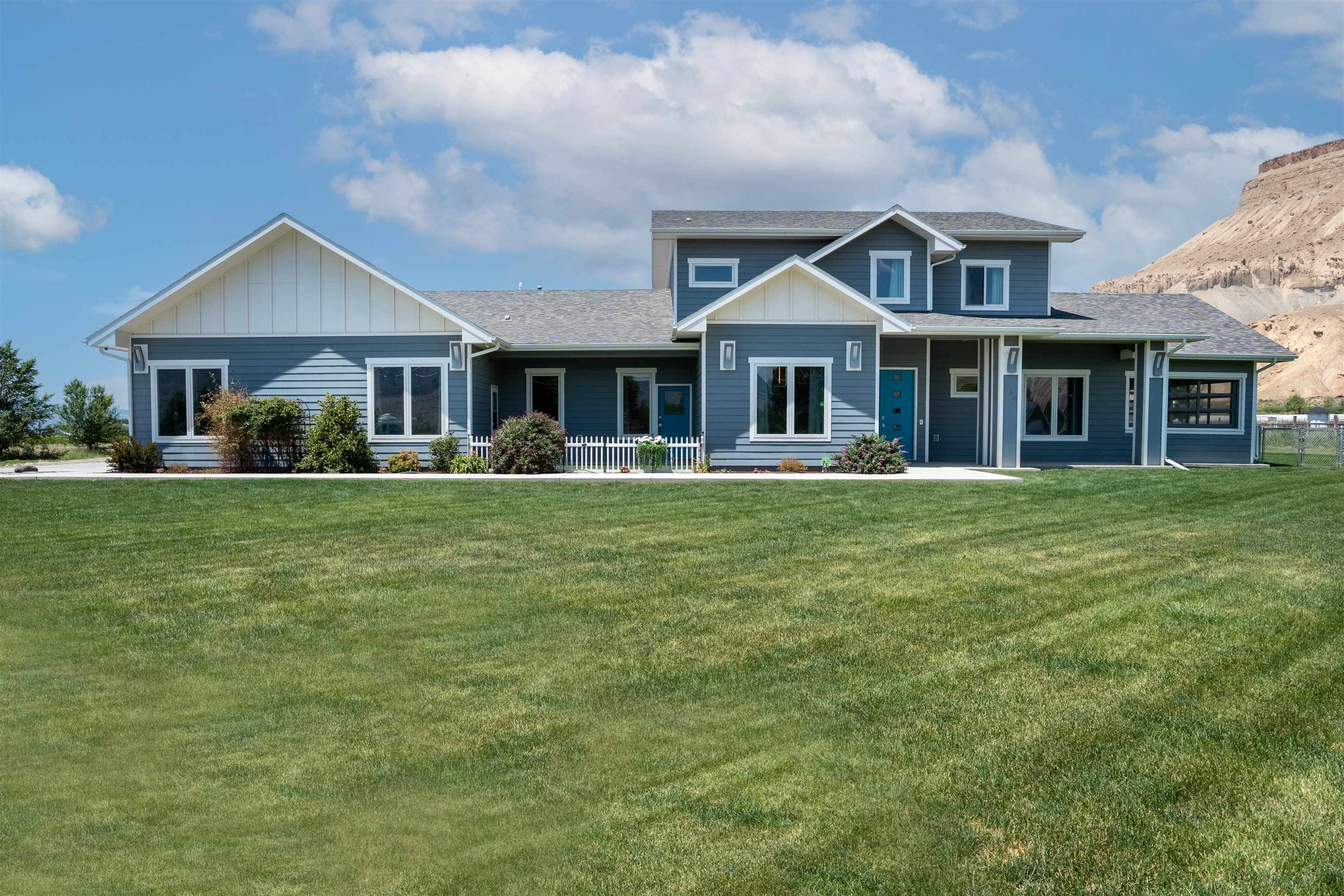 739 35 8/10 Road Property Photo 1