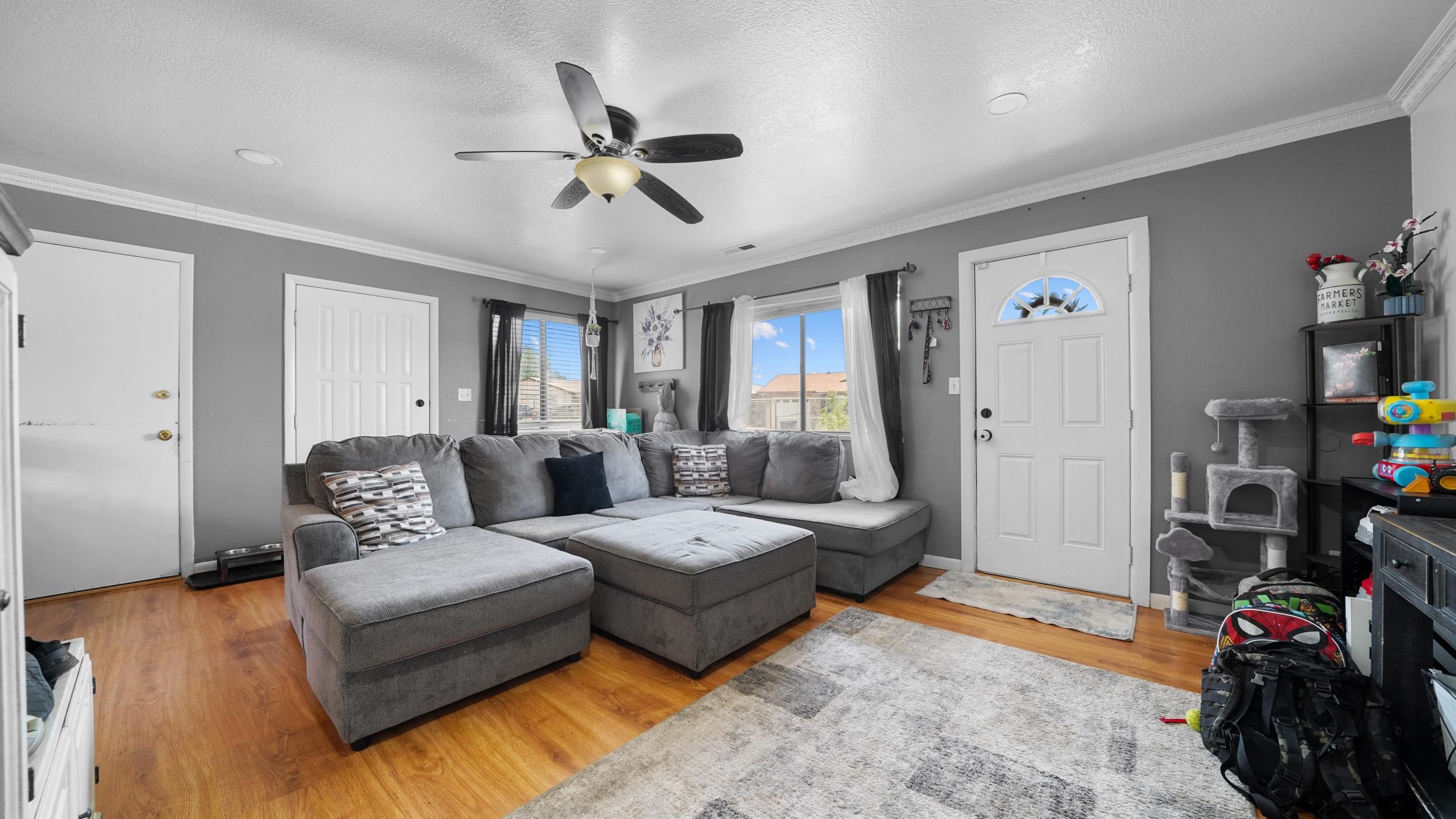 3039 Wedgewood Drive Property Photo 4