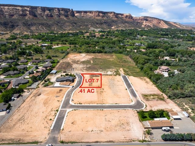 2068 Shamsi Drive Property Photo 1