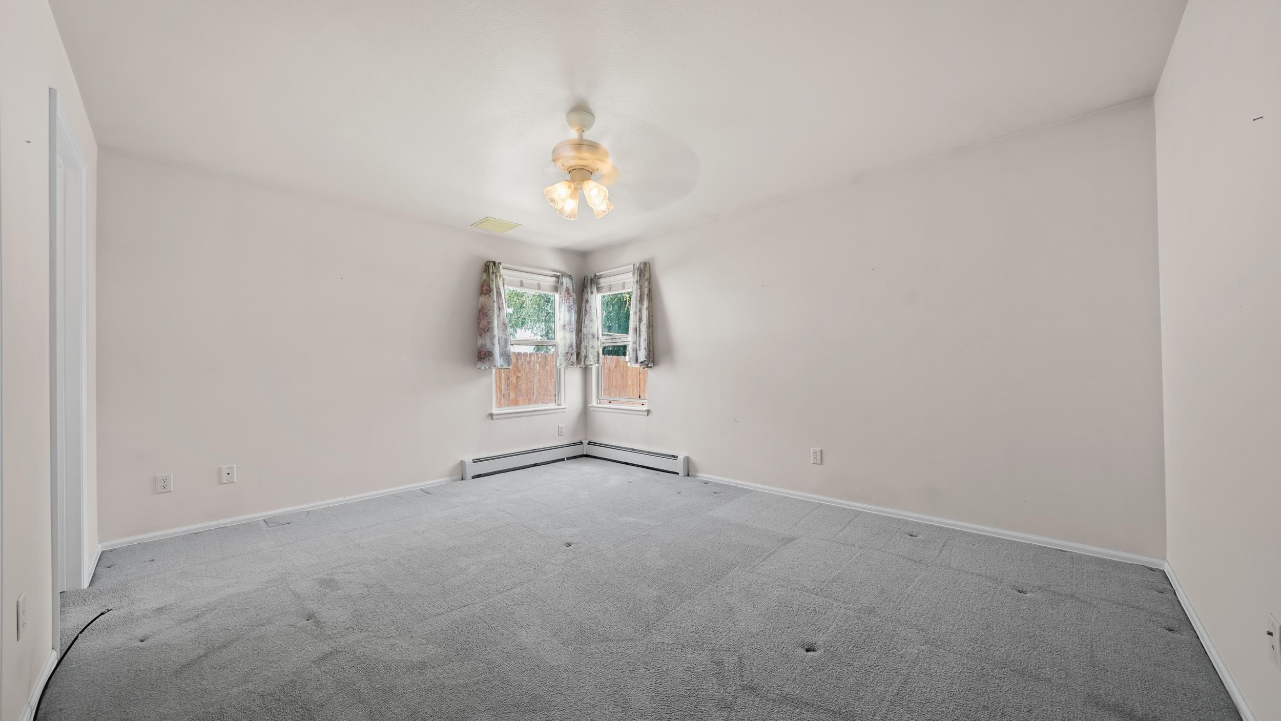 634 Maurine Lane Property Photo 13