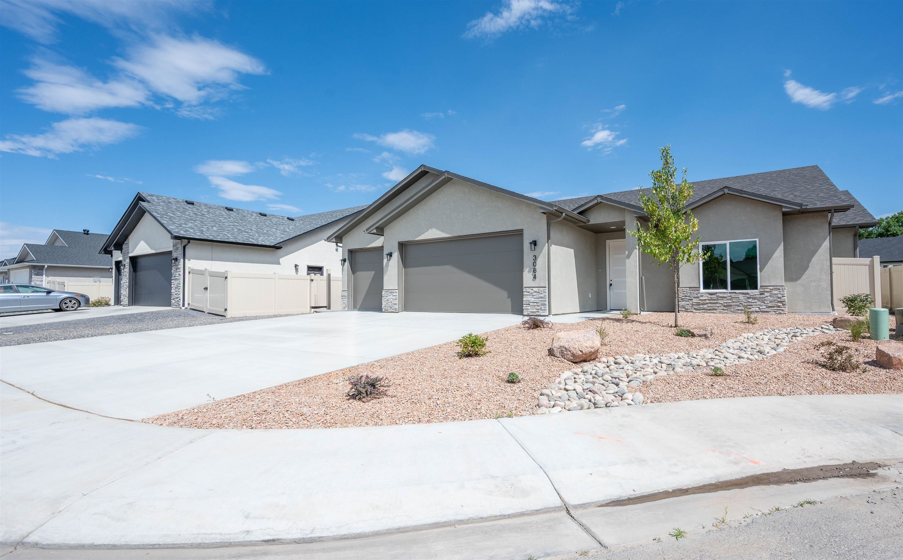 3084 Thunder Cloud Drive Property Photo 2