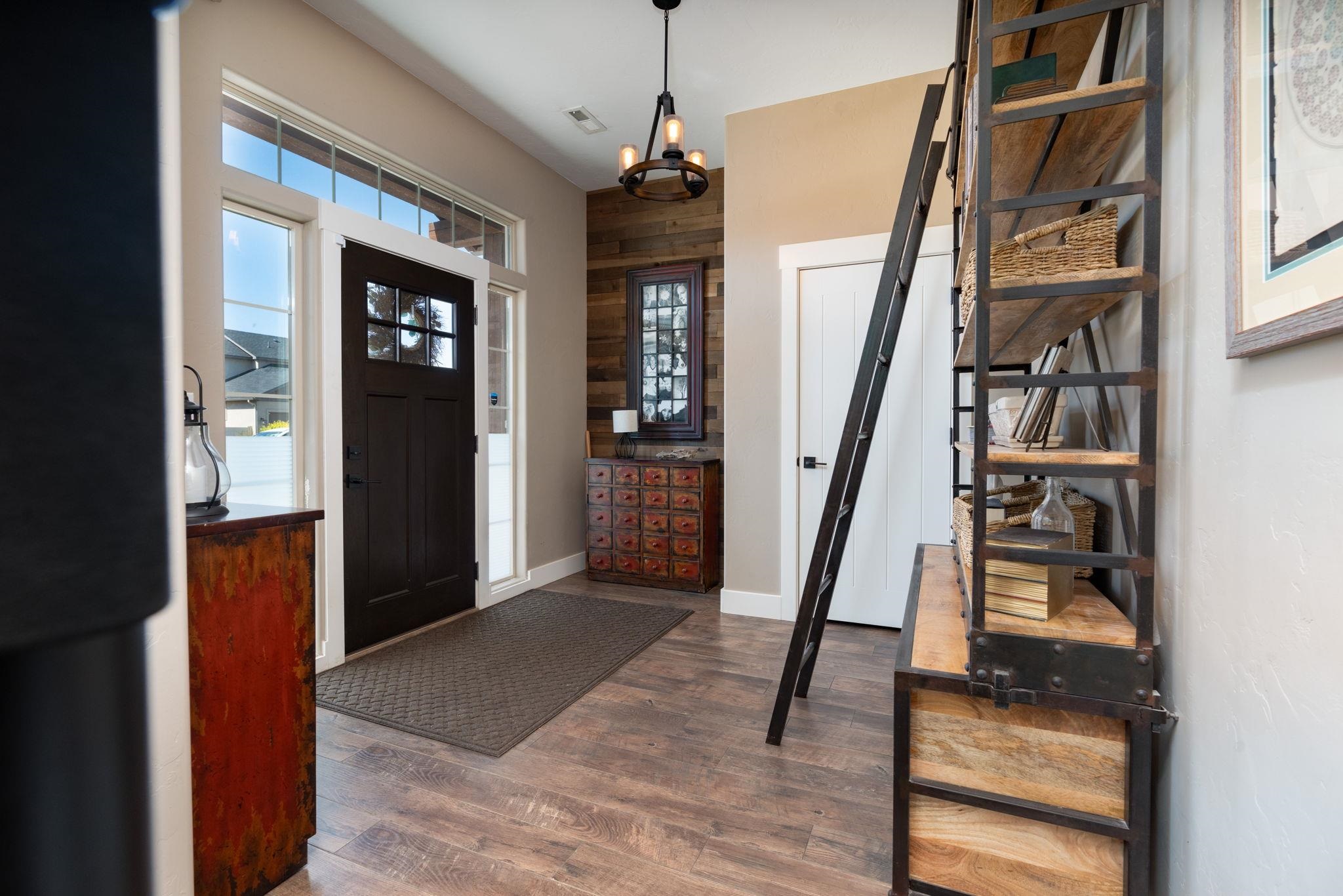 1139 Aspen Village Lp Property Photo 2