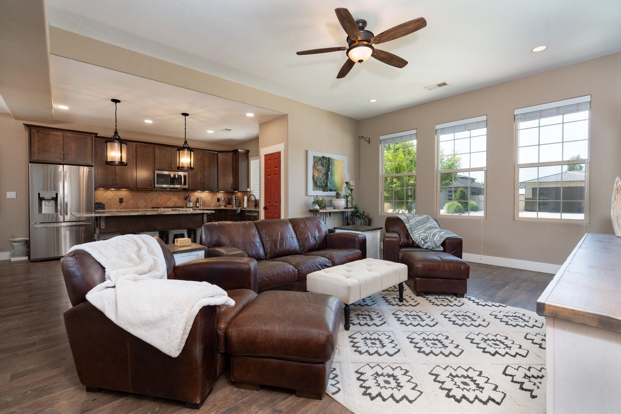 1139 Aspen Village Lp Property Photo 4