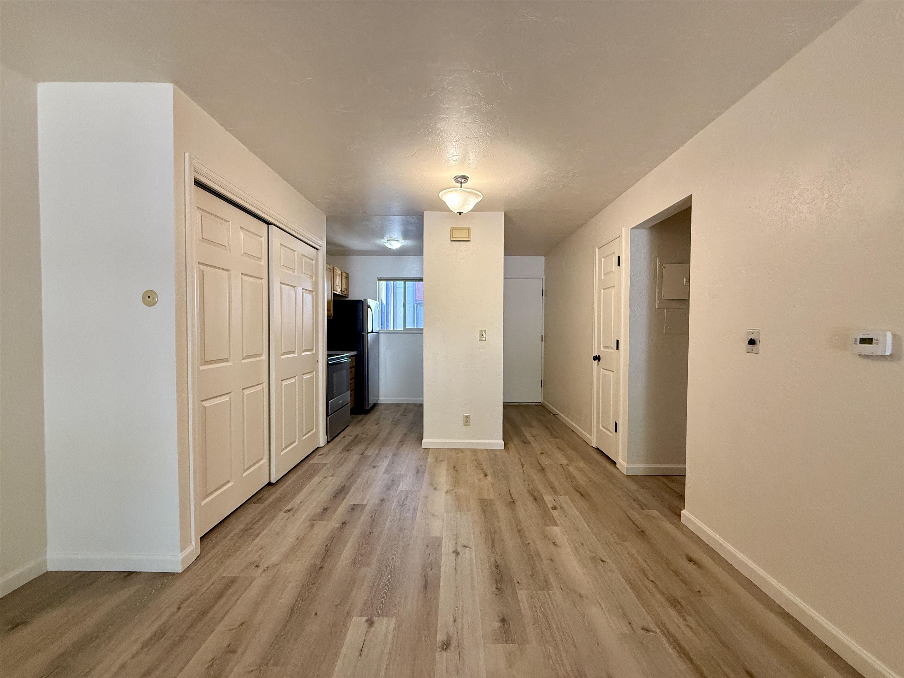 3150 Lakeside Drive Property Photo 6