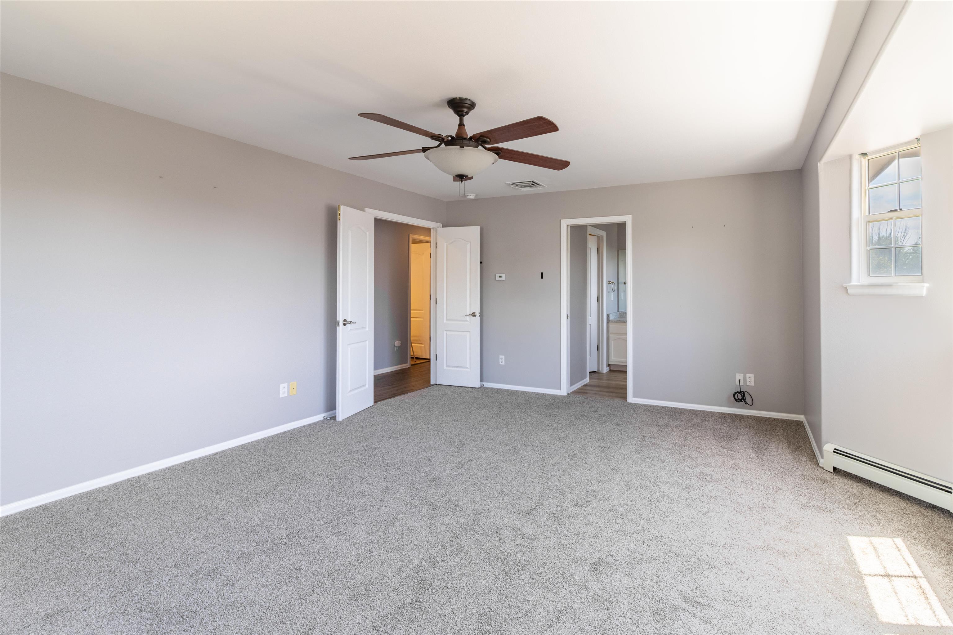 646 1/2 Ian Court Property Photo 16
