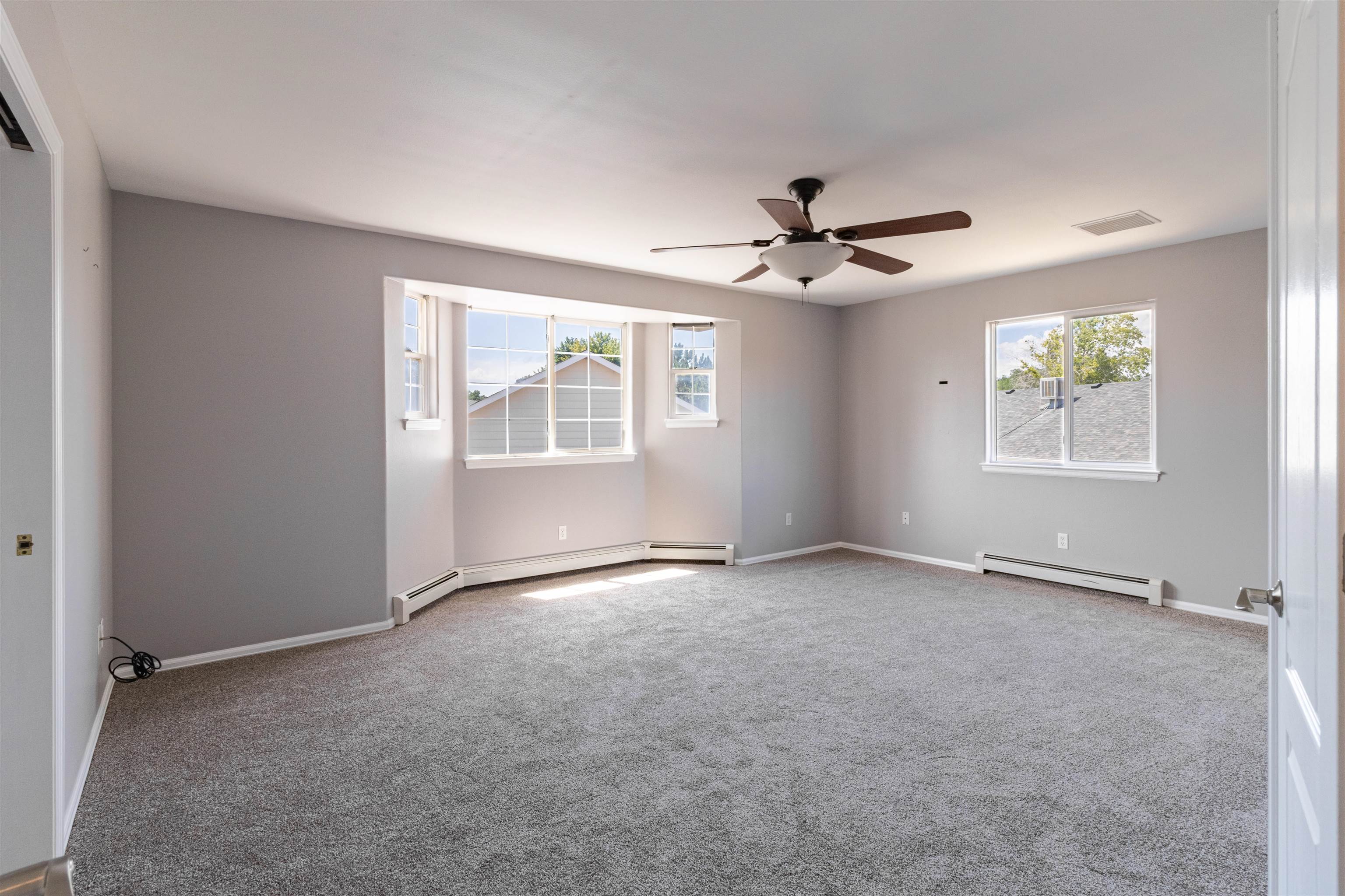 646 1/2 Ian Court Property Photo 17