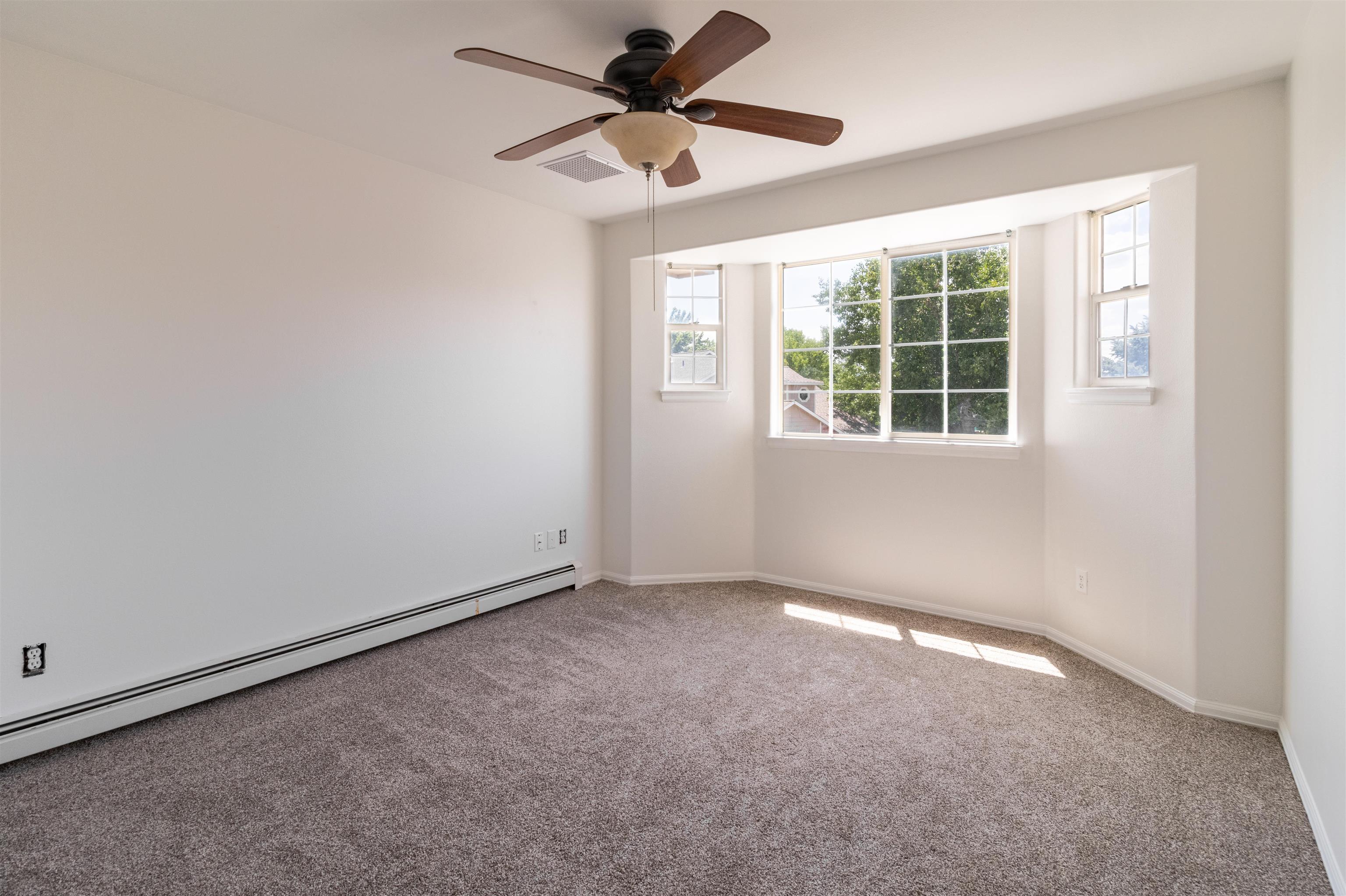 646 1/2 Ian Court Property Photo 21