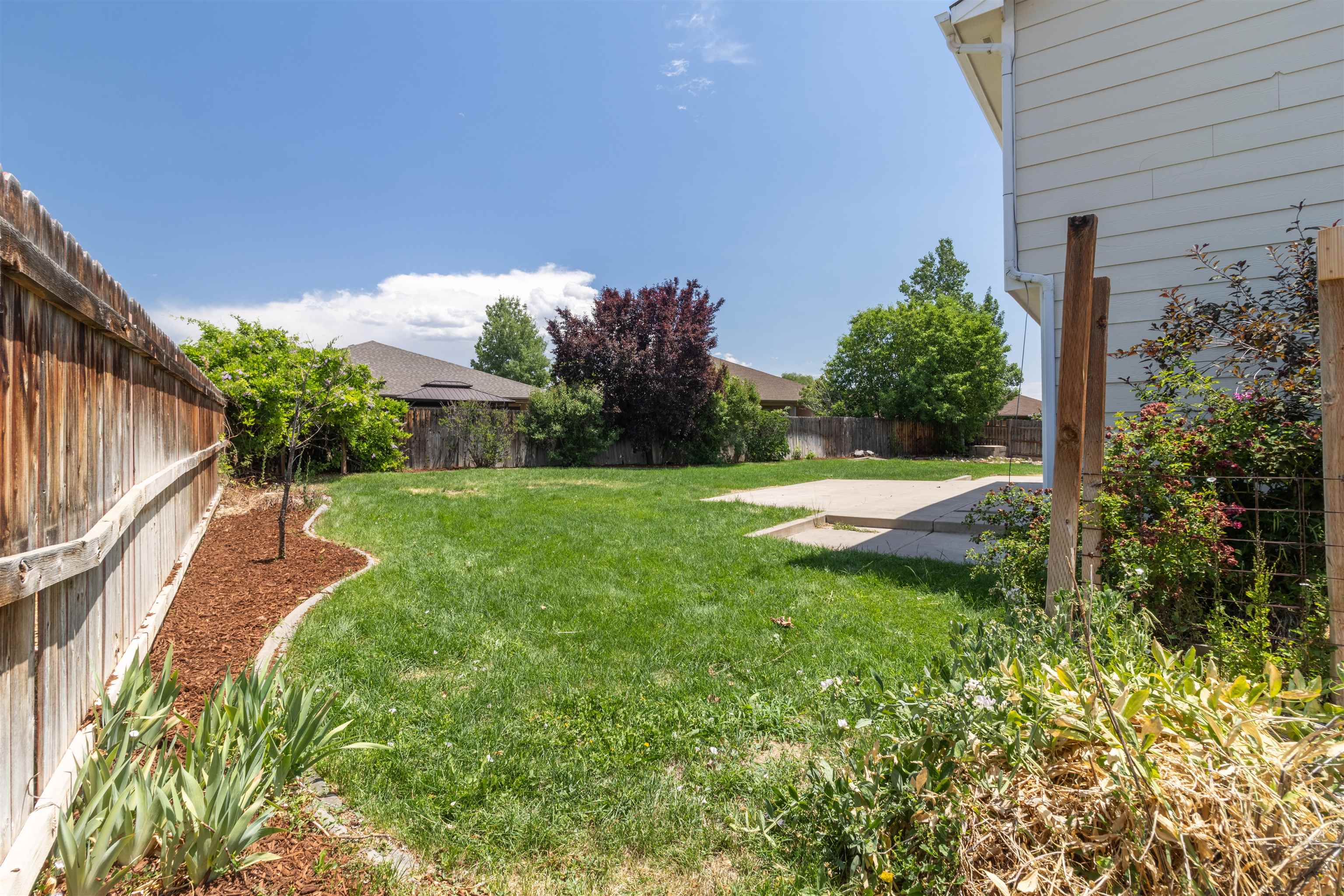 646 1/2 Ian Court Property Photo 32
