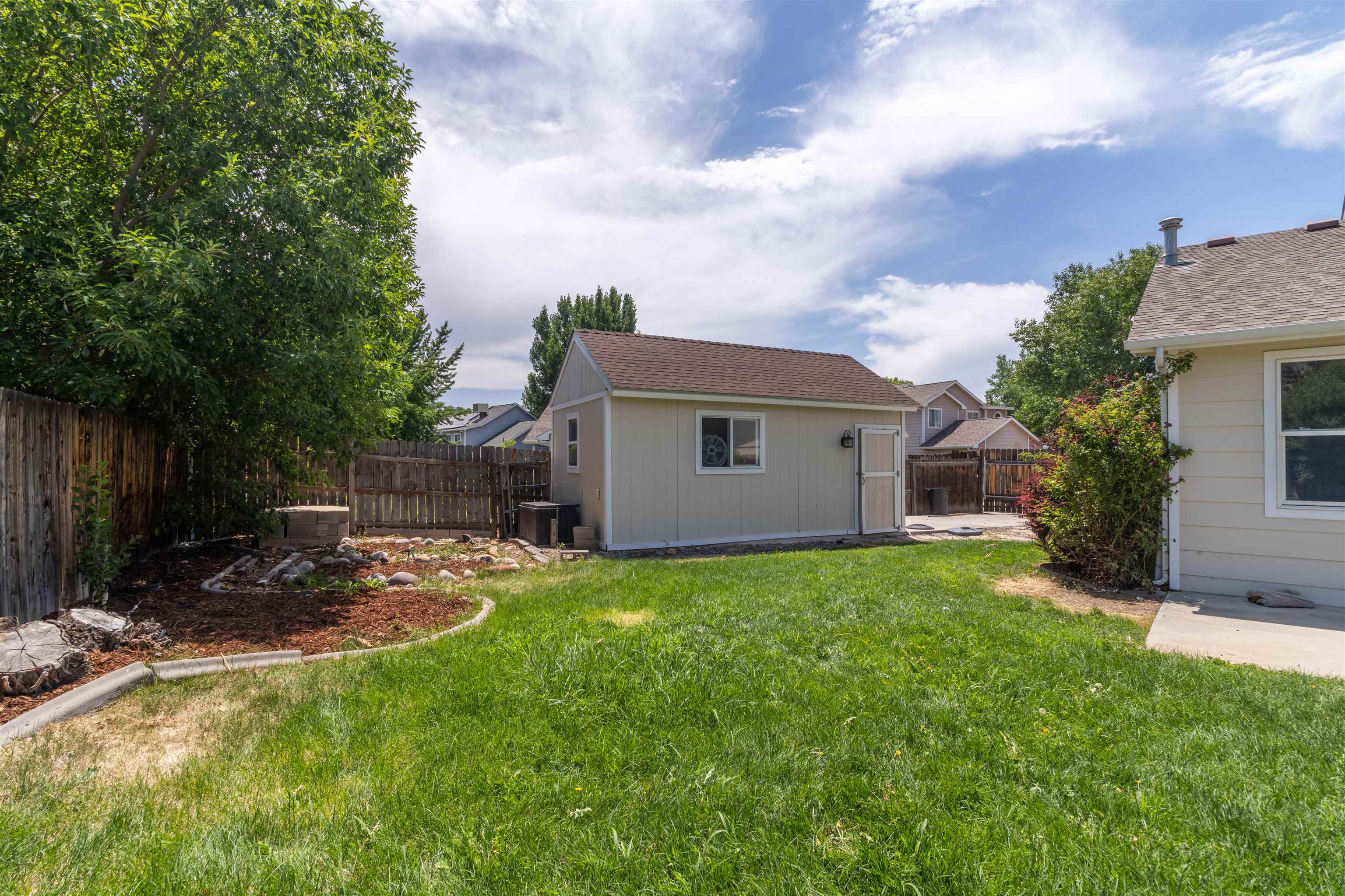 646 1/2 Ian Court Property Photo 35
