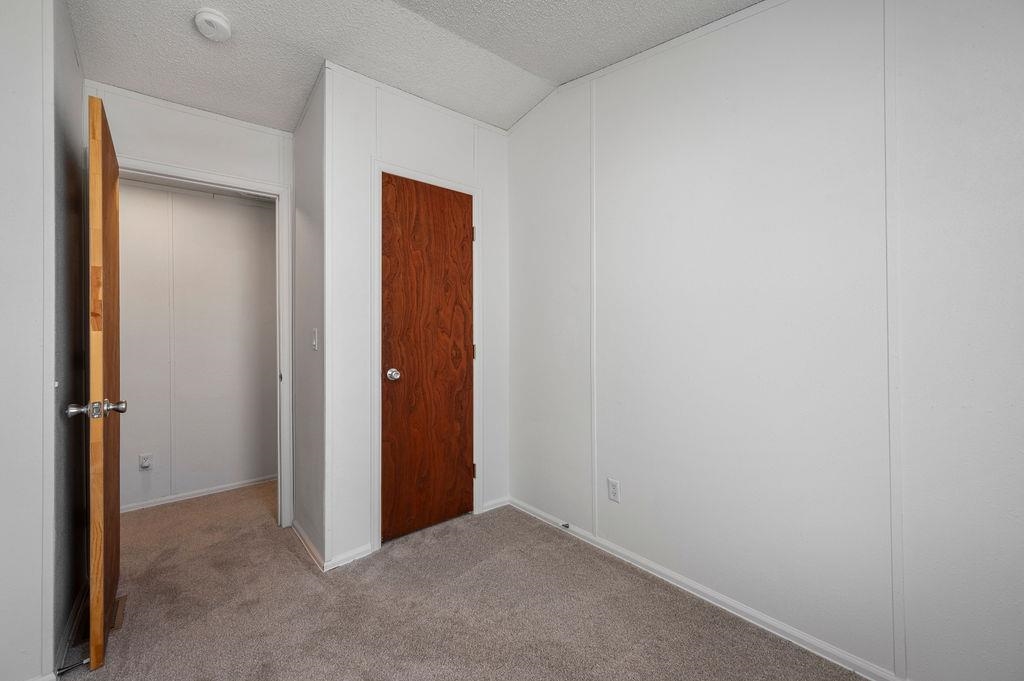 1525 Clarkton Street Property Photo 22