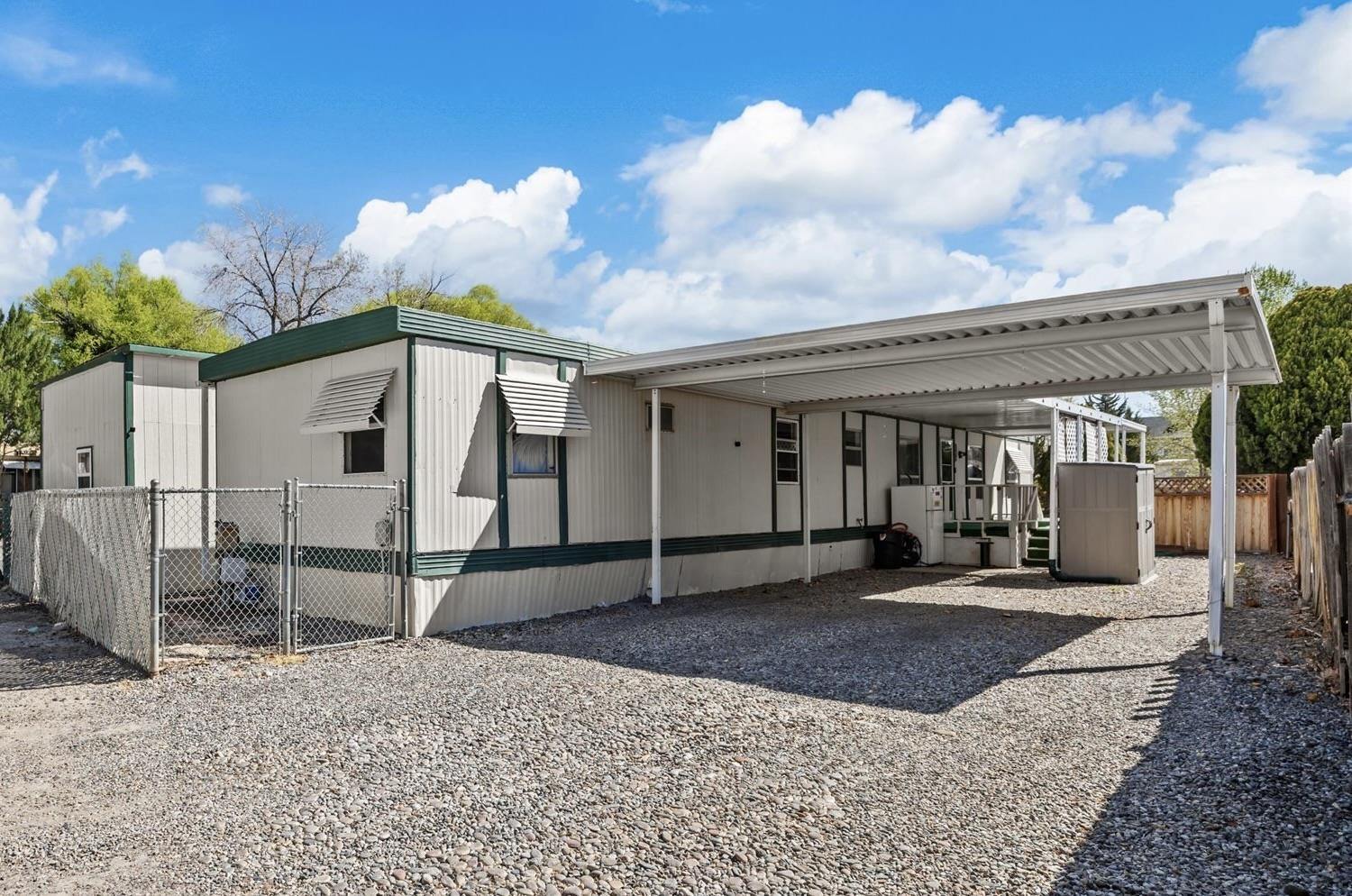565 Eastwood Drive Property Photo 1