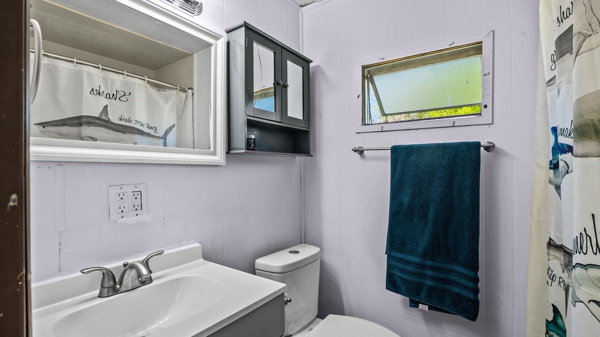 565 Eastwood Drive Property Photo 12