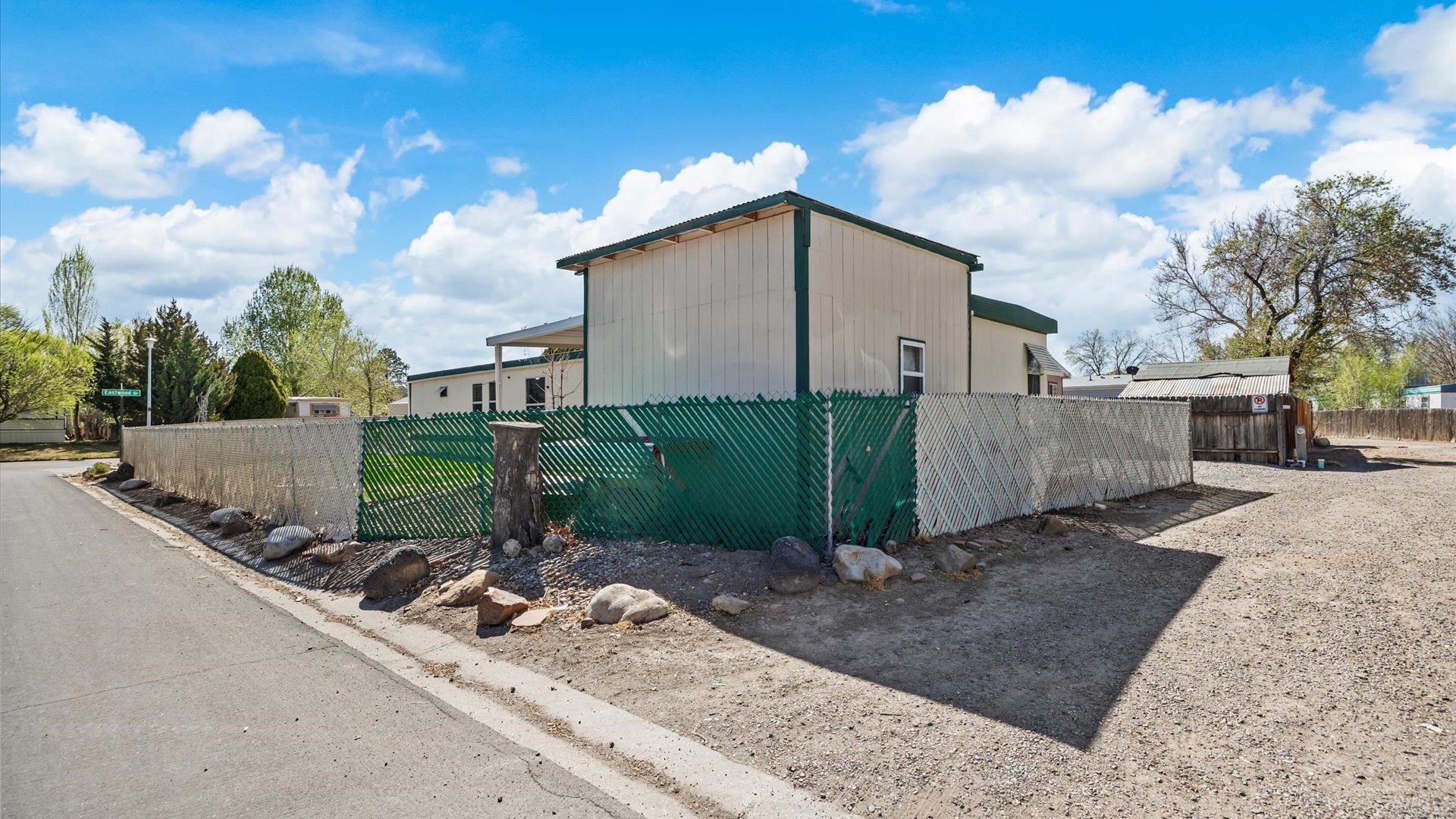 565 Eastwood Drive Property Photo 16