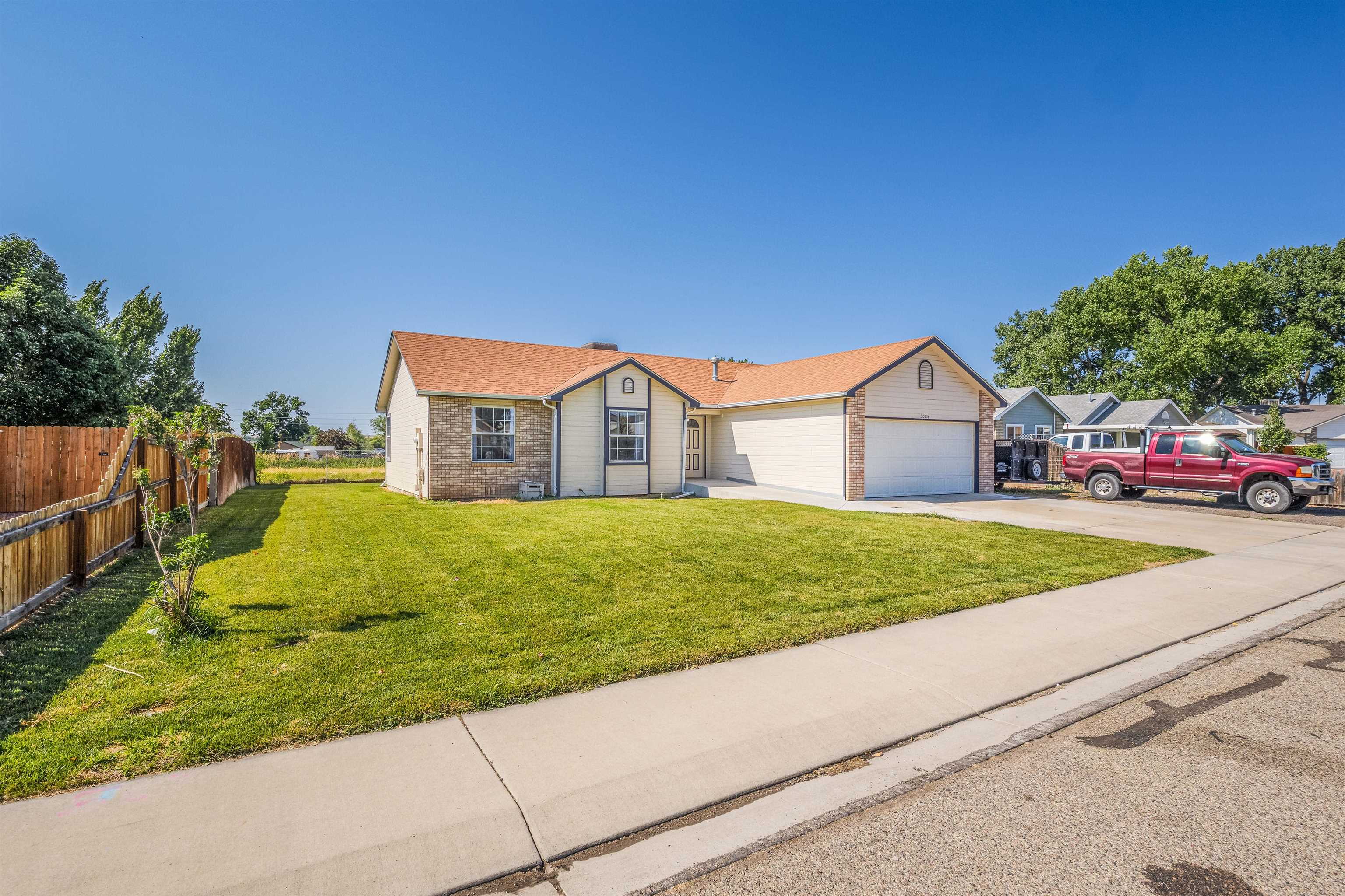 508 1/2 Arrowleaf Drive Property Photo 2