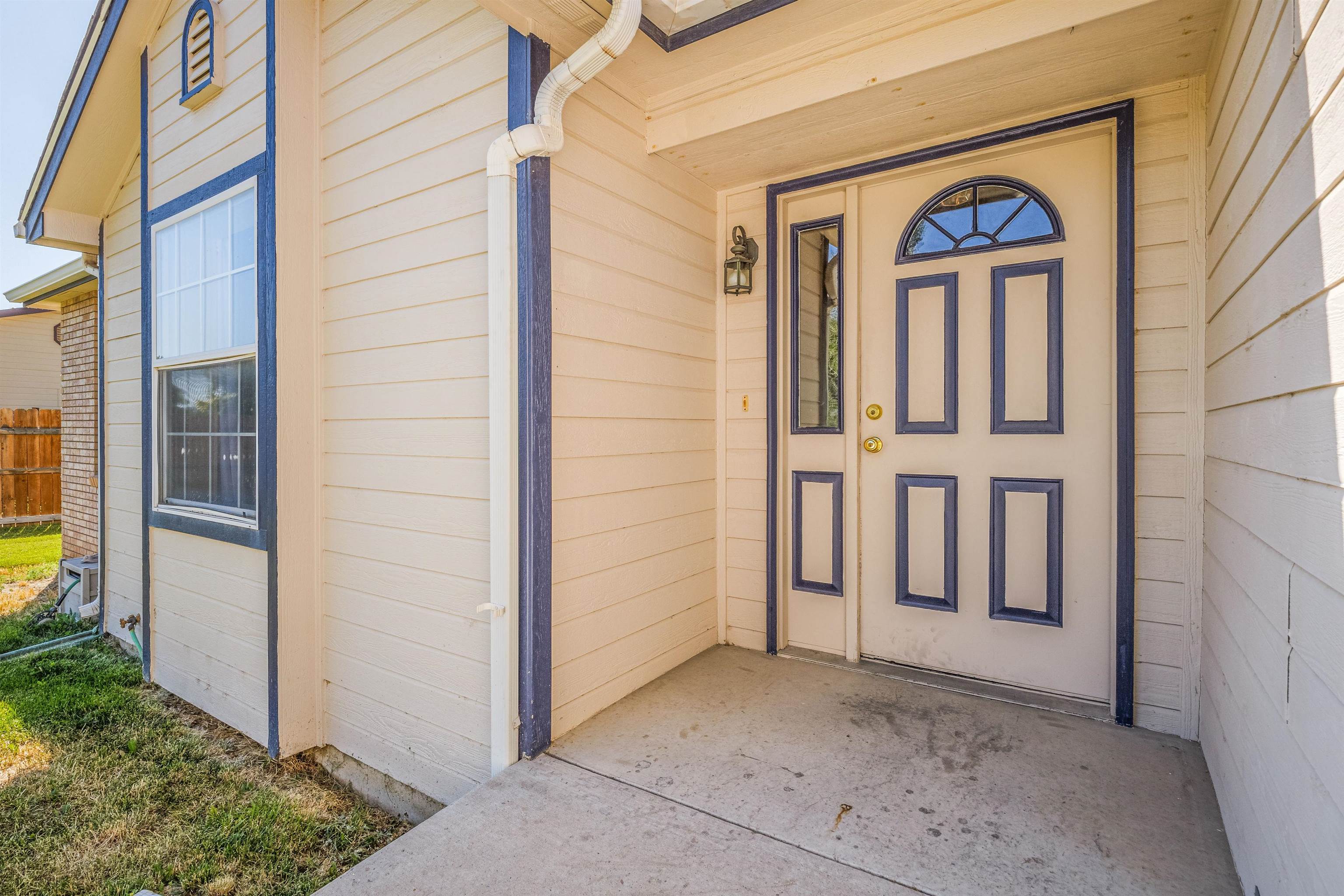508 1/2 Arrowleaf Drive Property Photo 5