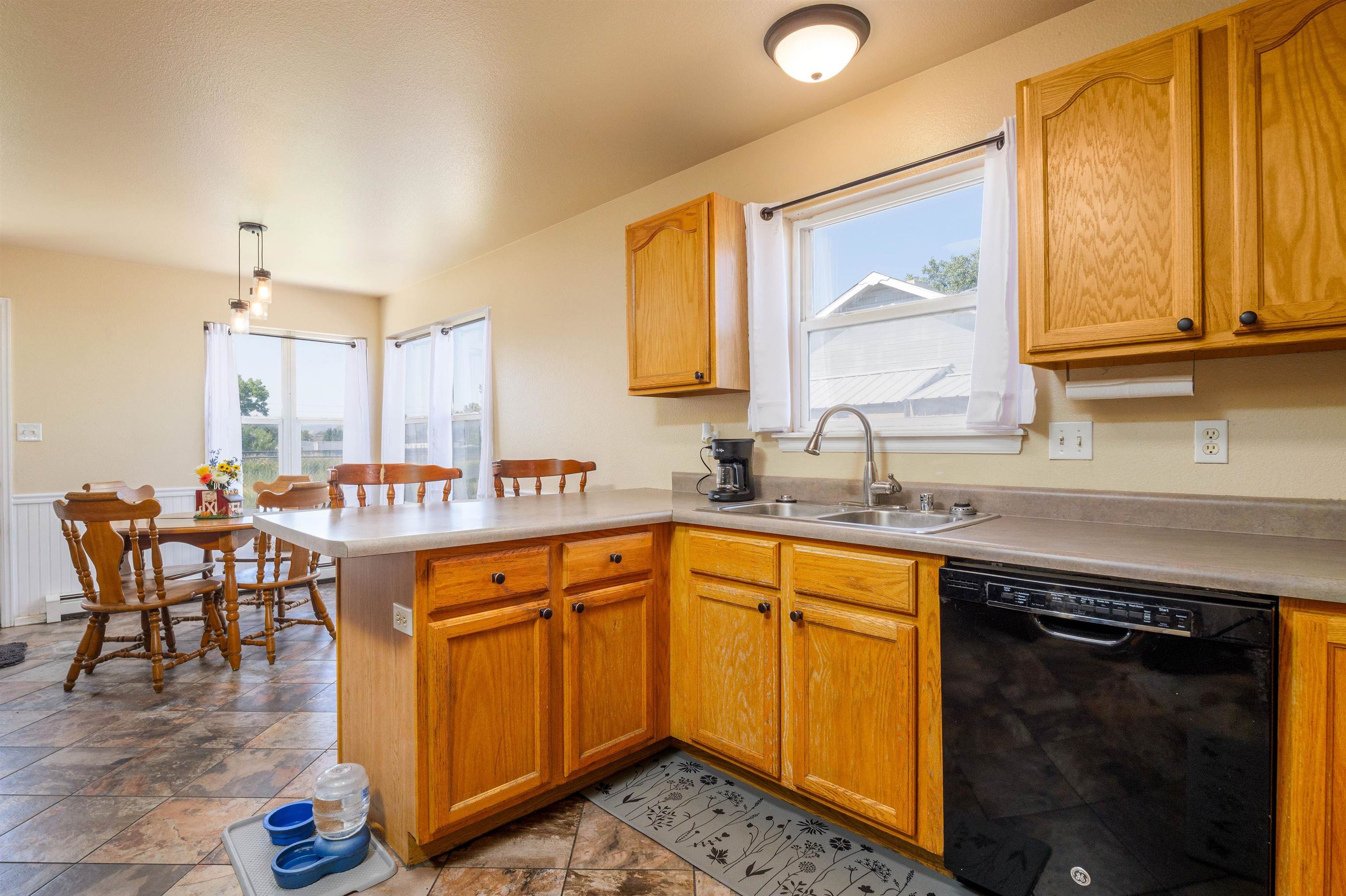 508 1/2 Arrowleaf Drive Property Photo 14