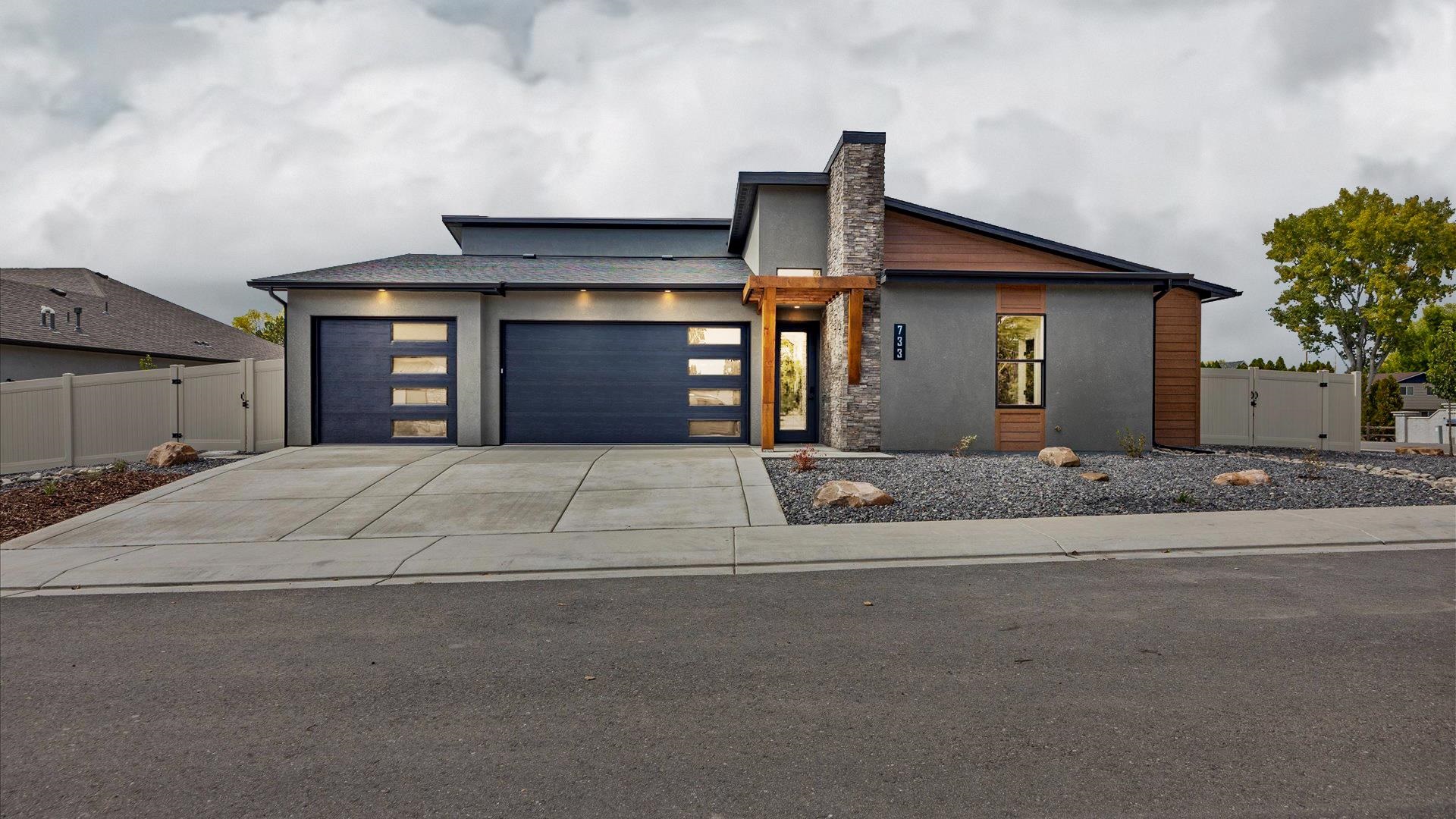 733 Falling Leaf Street Property Photo 1