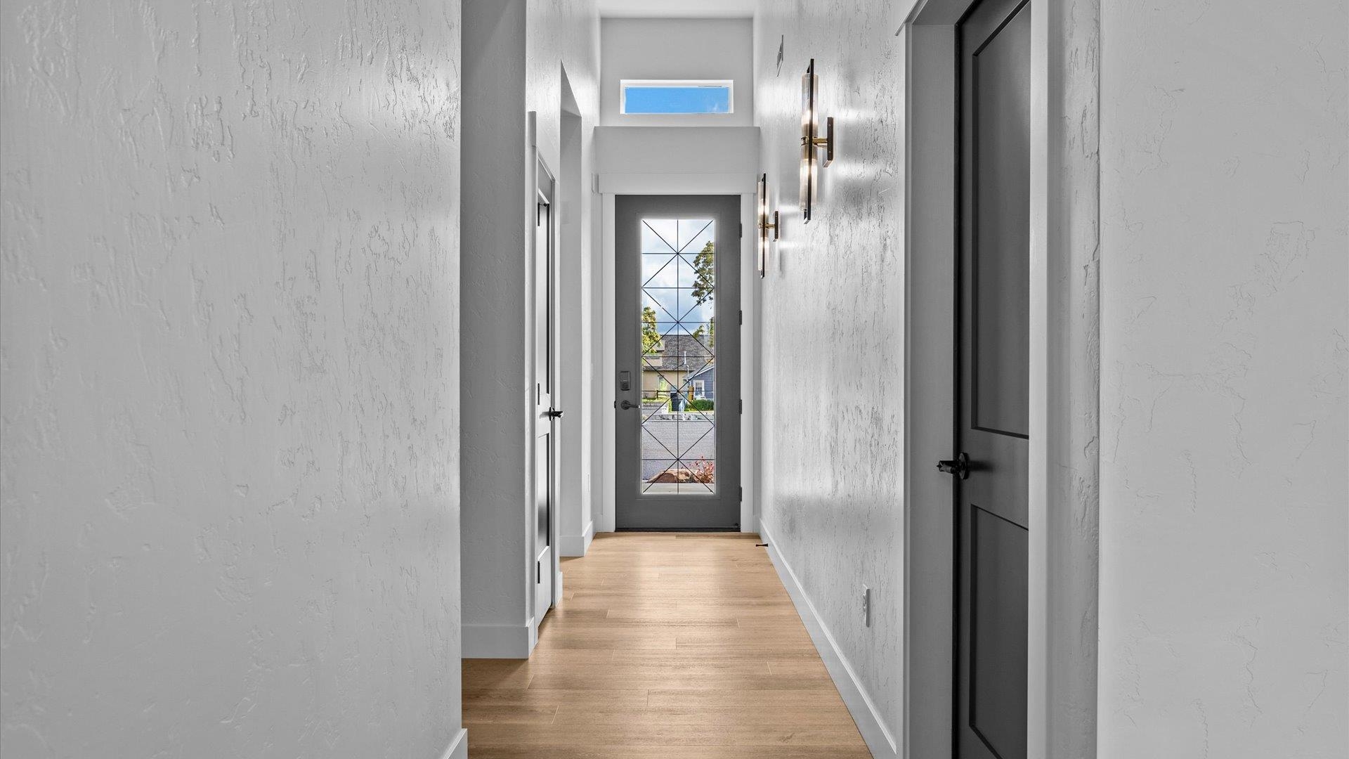 733 Falling Leaf Street Property Photo 5