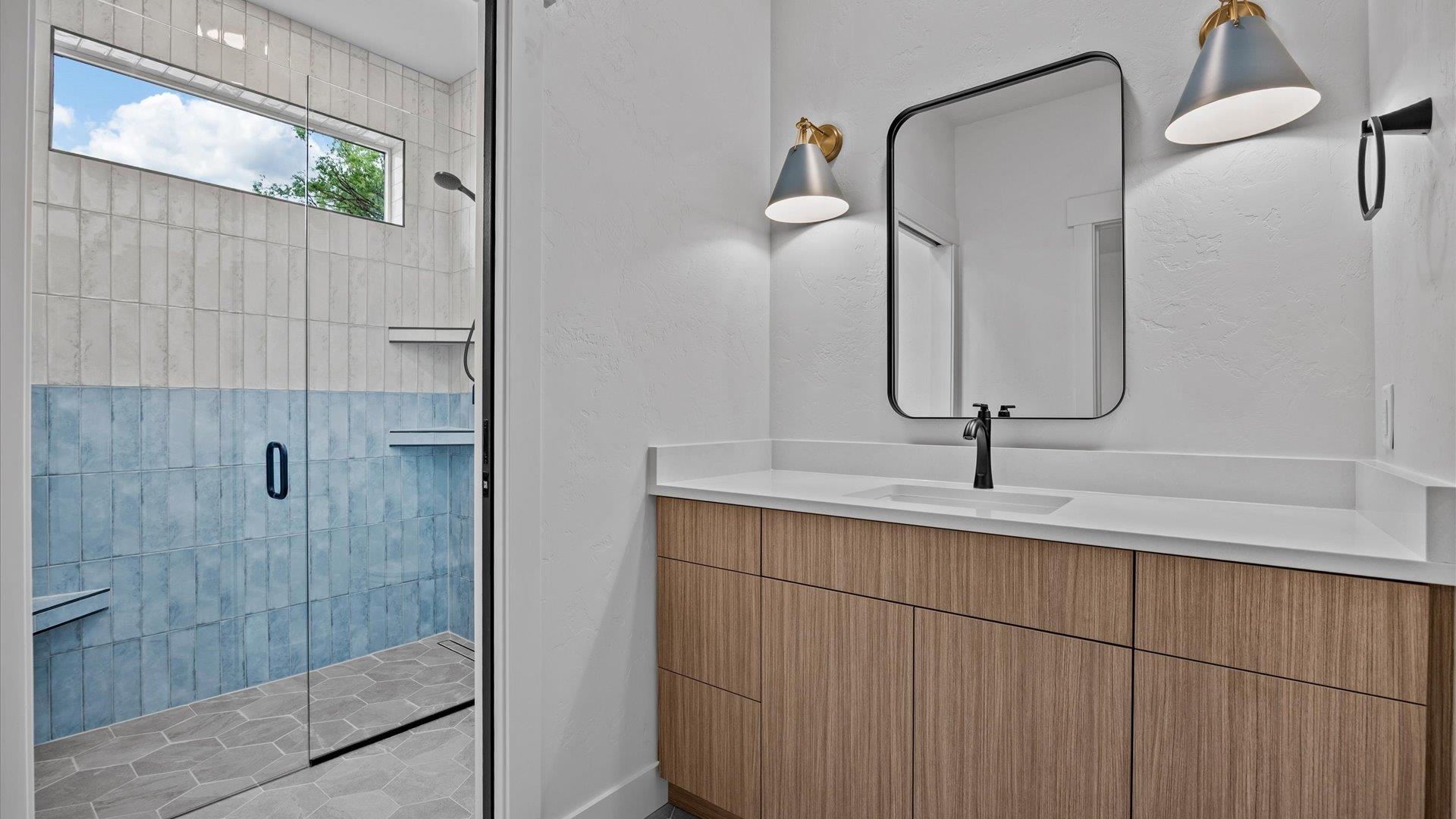 733 Falling Leaf Street Property Photo 32