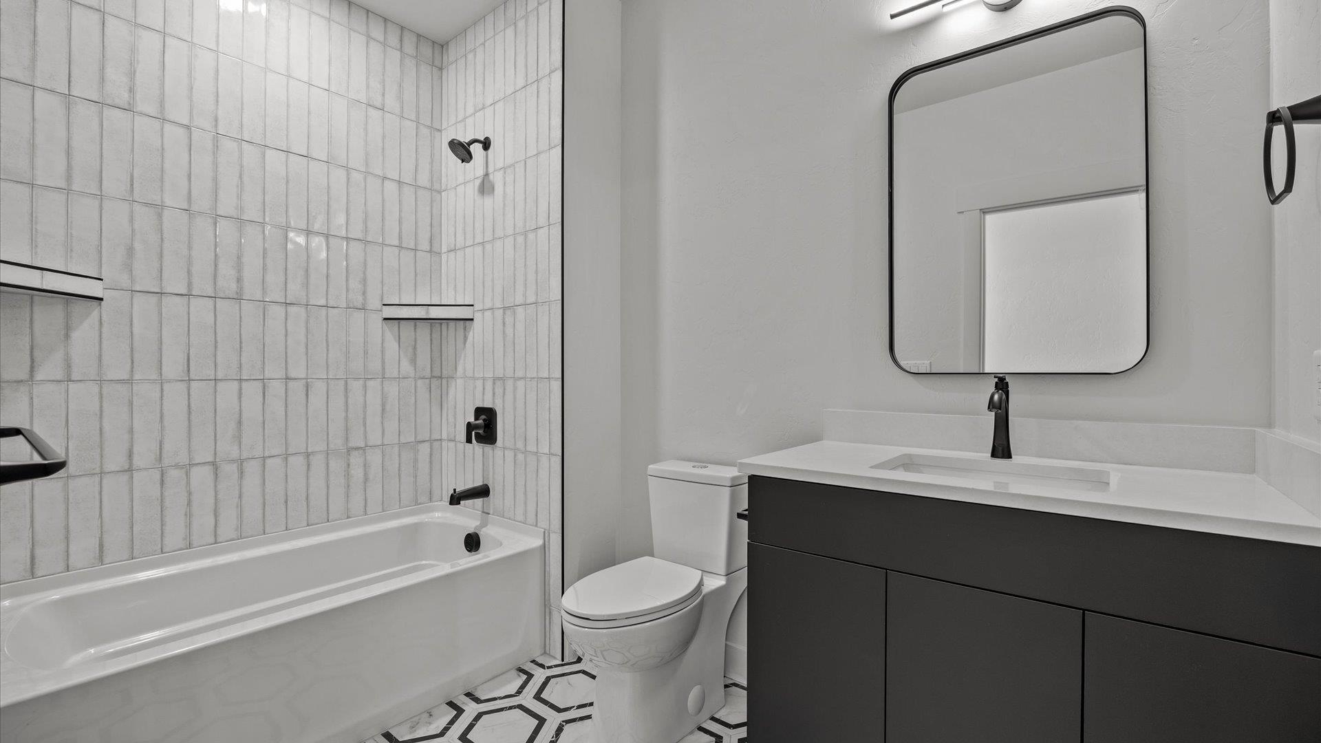 733 Falling Leaf Street Property Photo 33