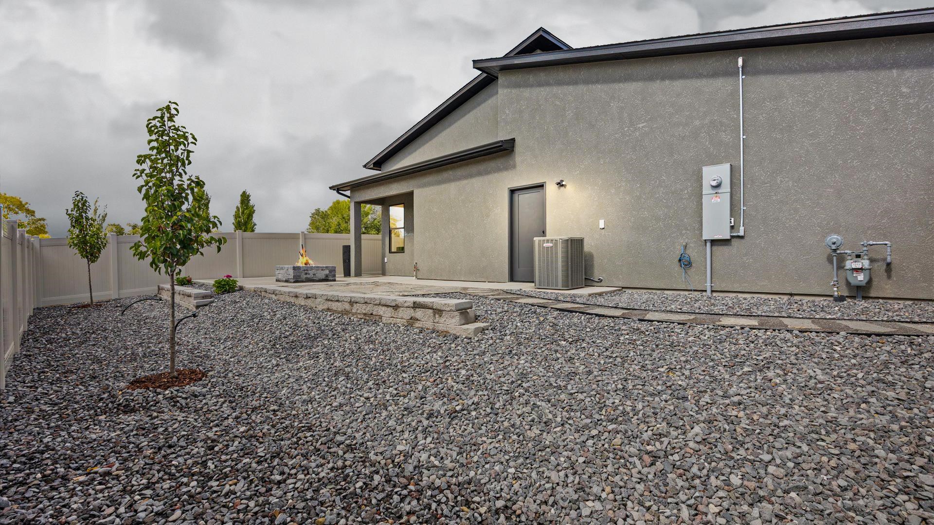 733 Falling Leaf Street Property Photo 36