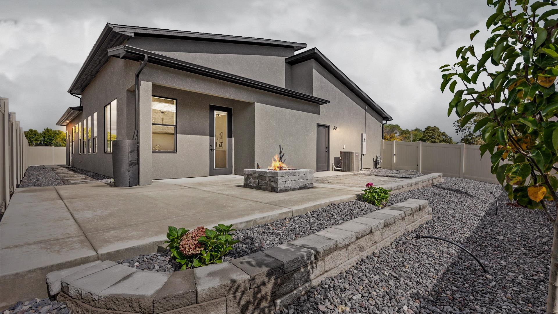 733 Falling Leaf Street Property Photo 37