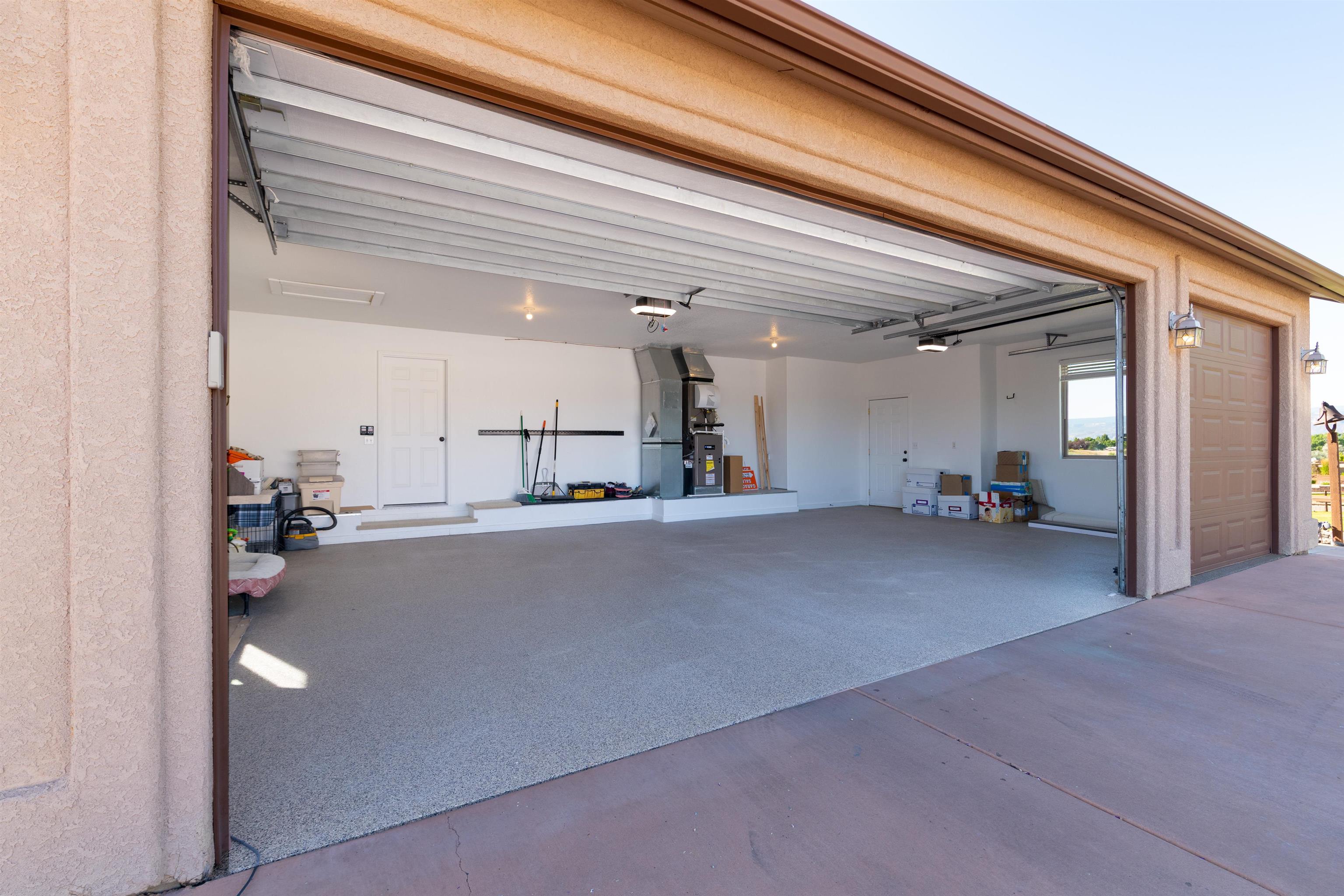 1005 Pritchard Mesa Court Property Photo 28