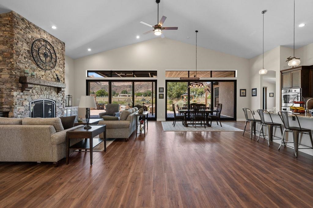 655 Eagles Nest Court Property Photo 8