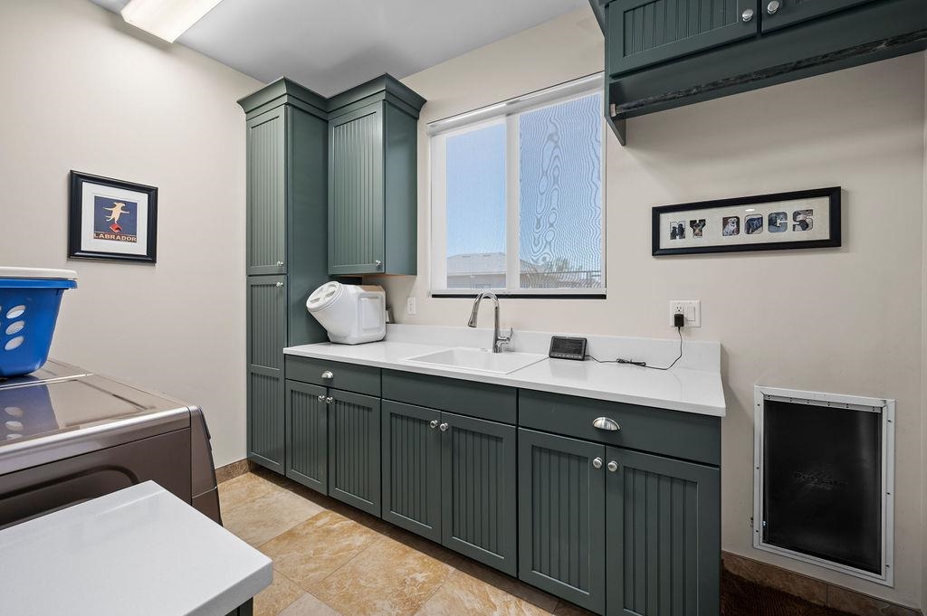 655 Eagles Nest Court Property Photo 32