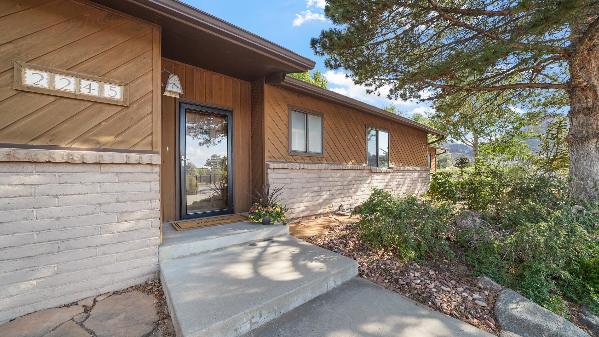 2245 Rimrock Road Property Photo 3