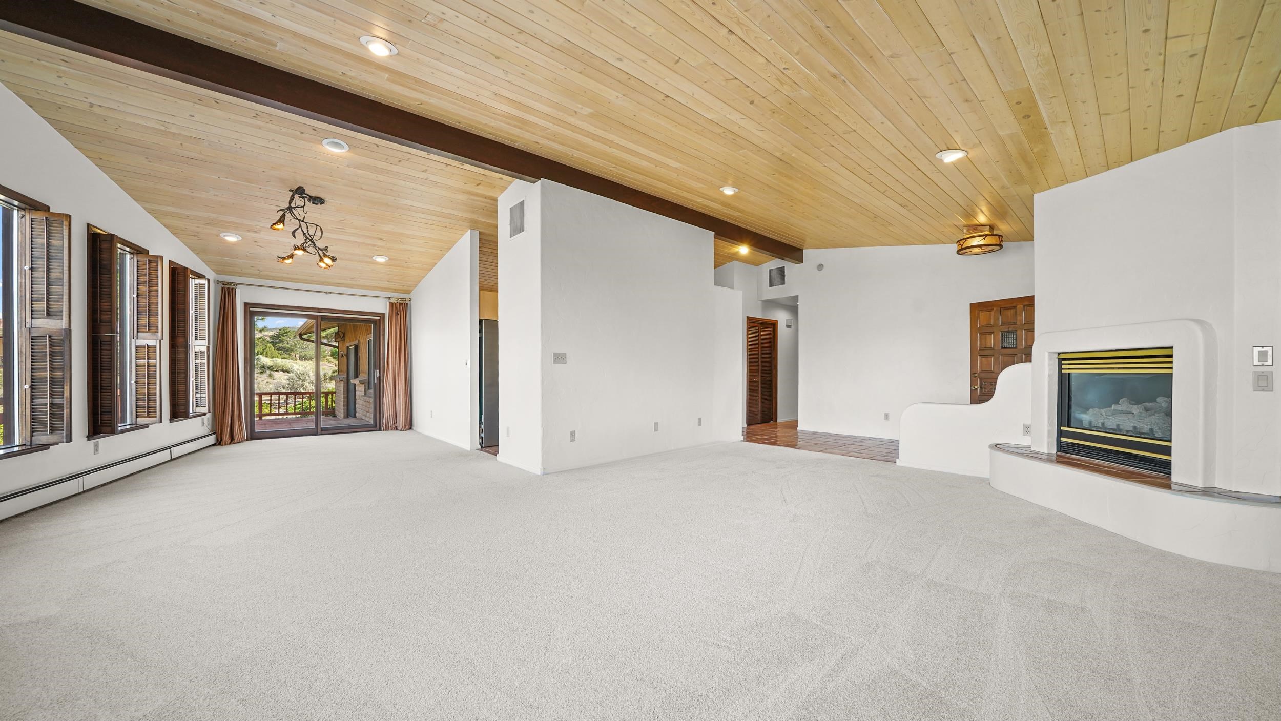 2245 Rimrock Road Property Photo 6