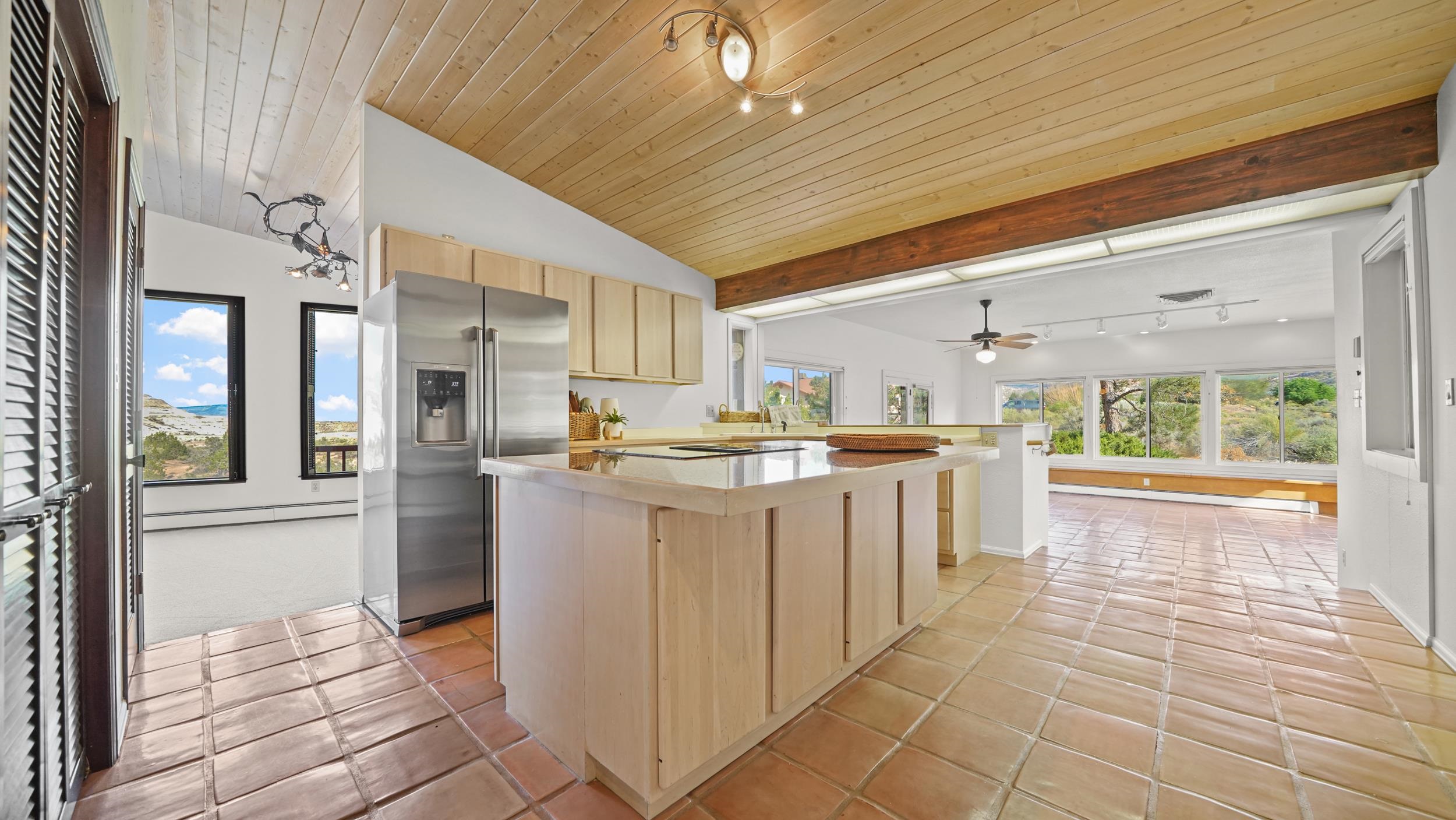 2245 Rimrock Road Property Photo 8