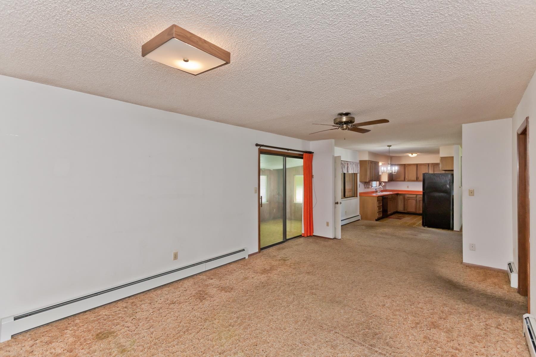 606 1/2 W Indian Creek Drive Property Photo 12