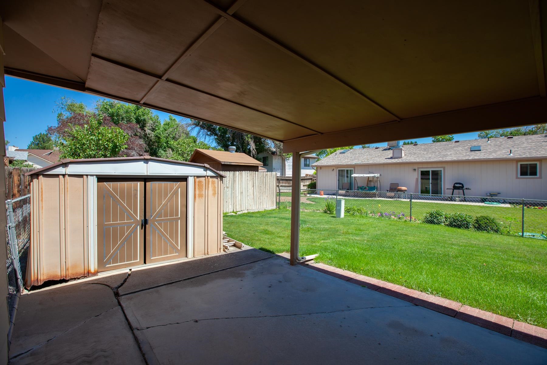 606 1/2 W Indian Creek Drive Property Photo 30