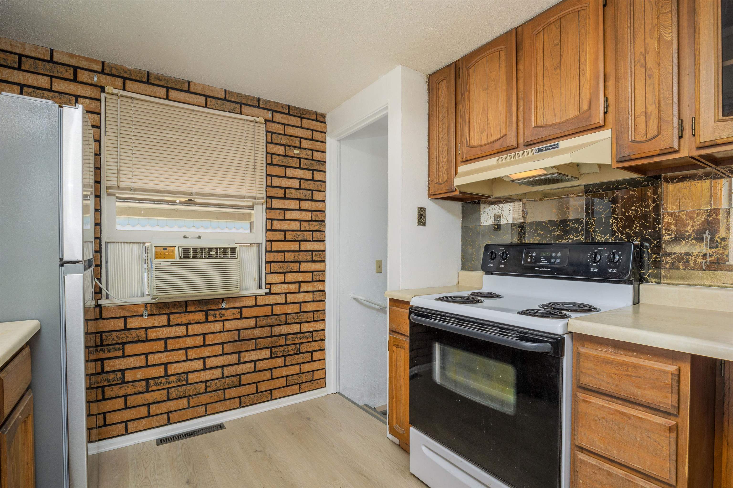 1725 N 18th Street Property Photo 6